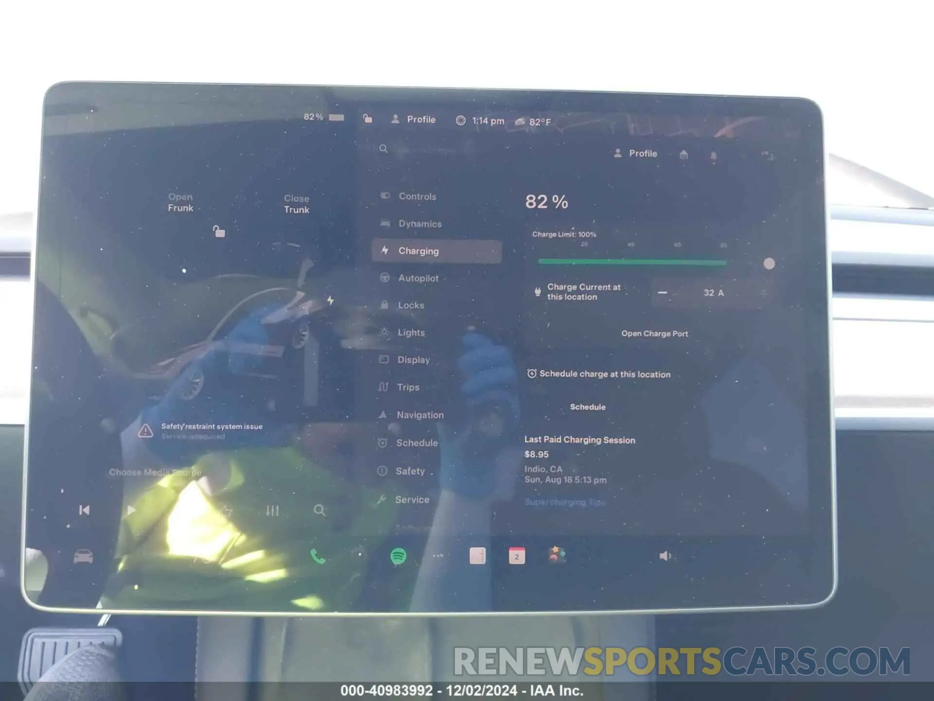 17 fotografías del automóvil dañado 5YJ3E1EA4PF563215 TESLA MODEL 3 2023