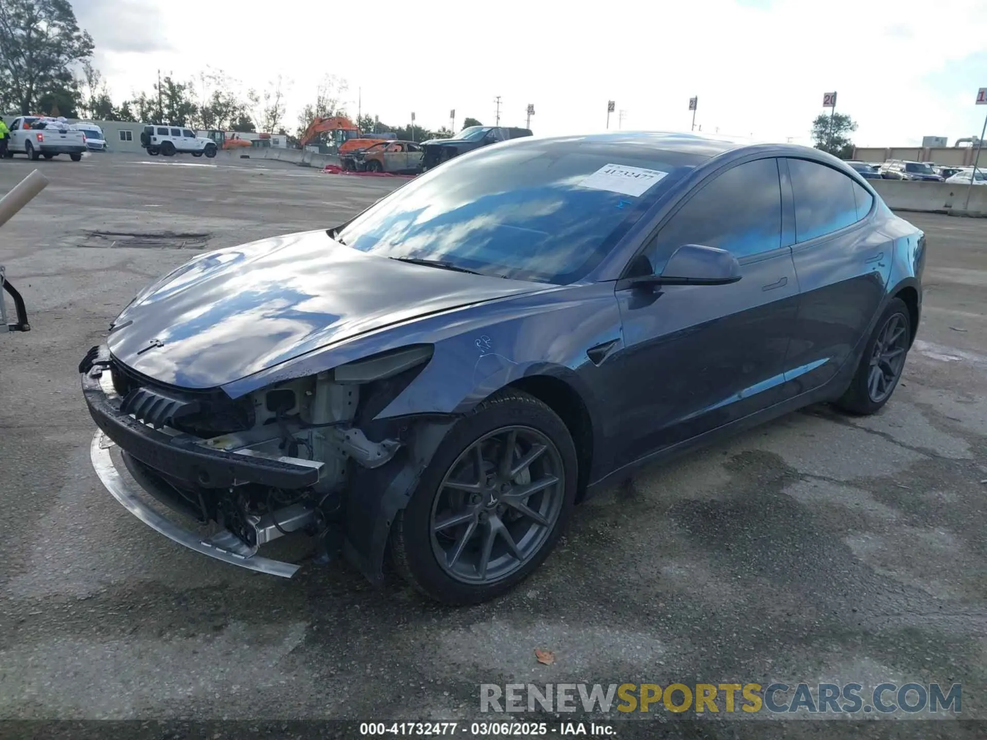 2 fotografías del automóvil dañado 5YJ3E1EA4PF569645 TESLA MODEL 3 2023