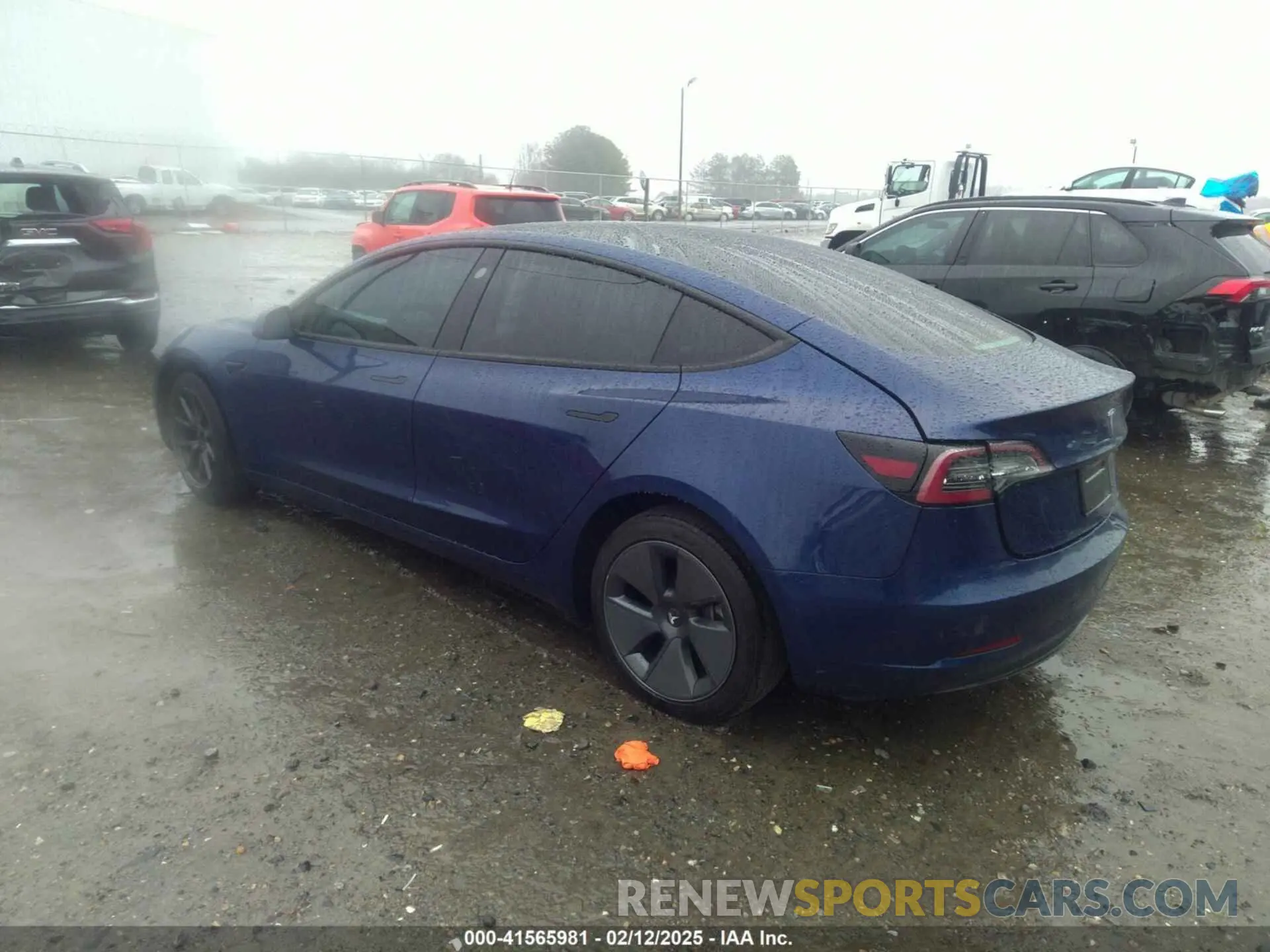 3 fotografías del automóvil dañado 5YJ3E1EA4PF576045 TESLA MODEL 3 2023