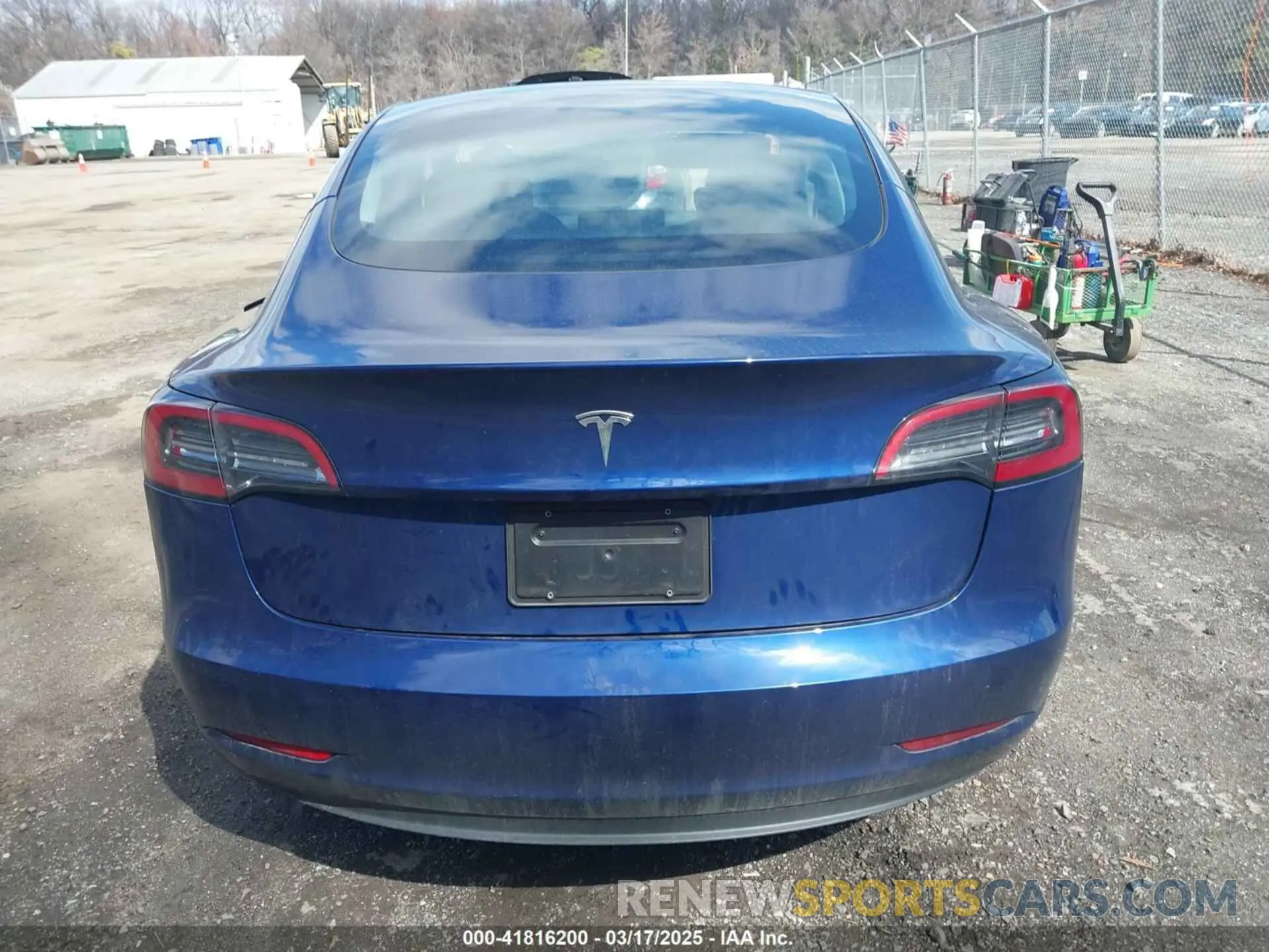 15 fotografías del automóvil dañado 5YJ3E1EA4PF581441 TESLA MODEL 3 2023