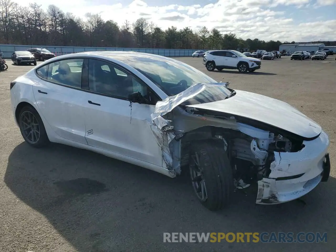 4 fotografías del automóvil dañado 5YJ3E1EA4PF587904 TESLA MODEL 3 2023