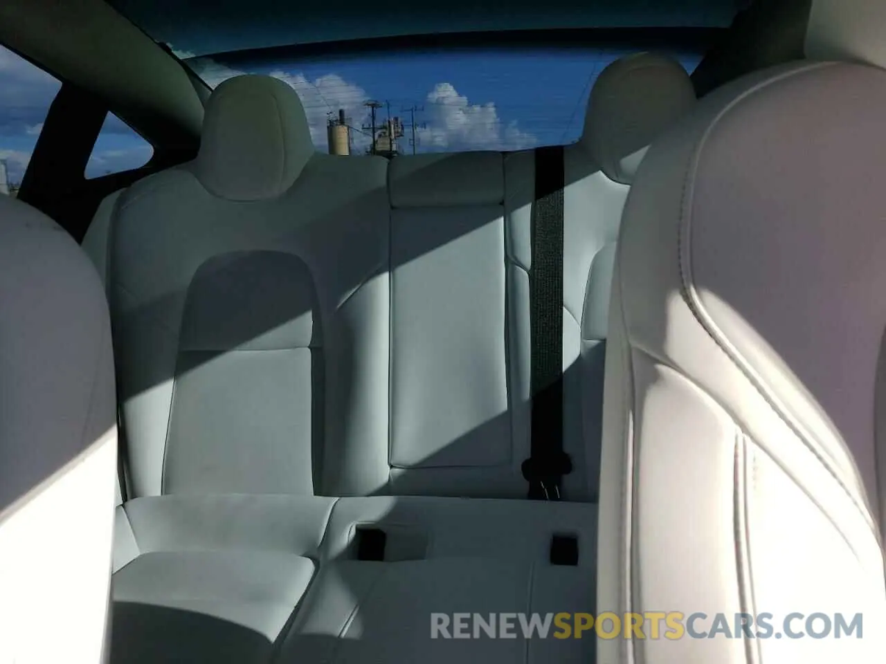 11 fotografías del automóvil dañado 5YJ3E1EA4PF590415 TESLA MODEL 3 2023