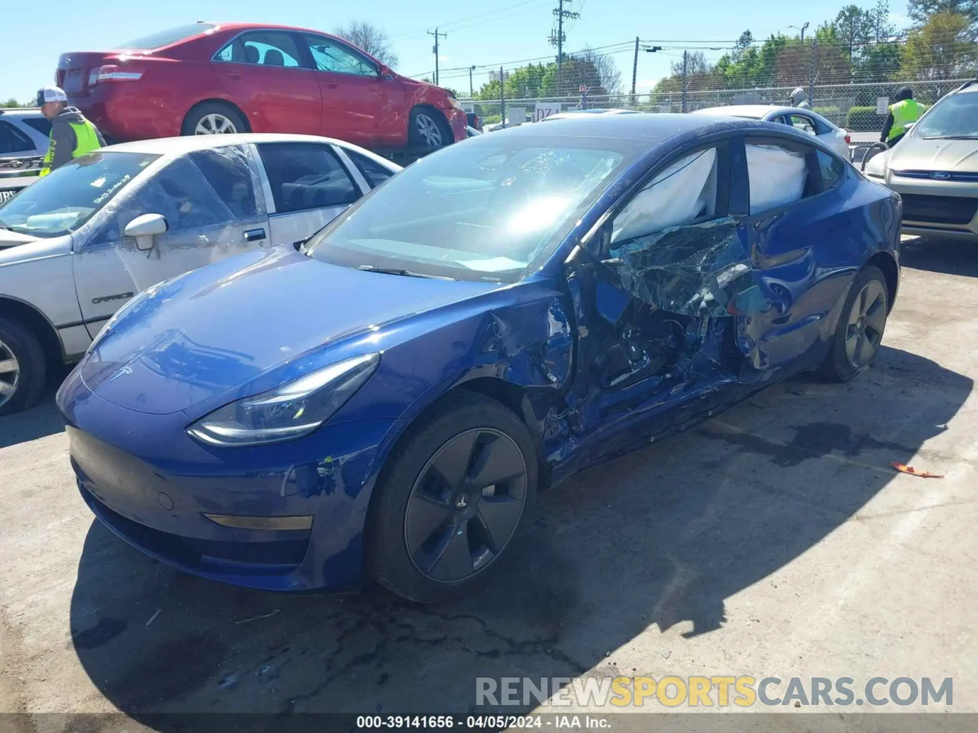2 fotografías del automóvil dañado 5YJ3E1EA4PF603812 TESLA MODEL 3 2023
