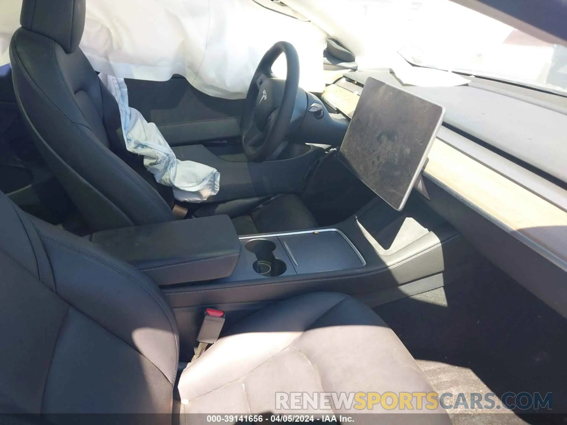 5 fotografías del automóvil dañado 5YJ3E1EA4PF603812 TESLA MODEL 3 2023