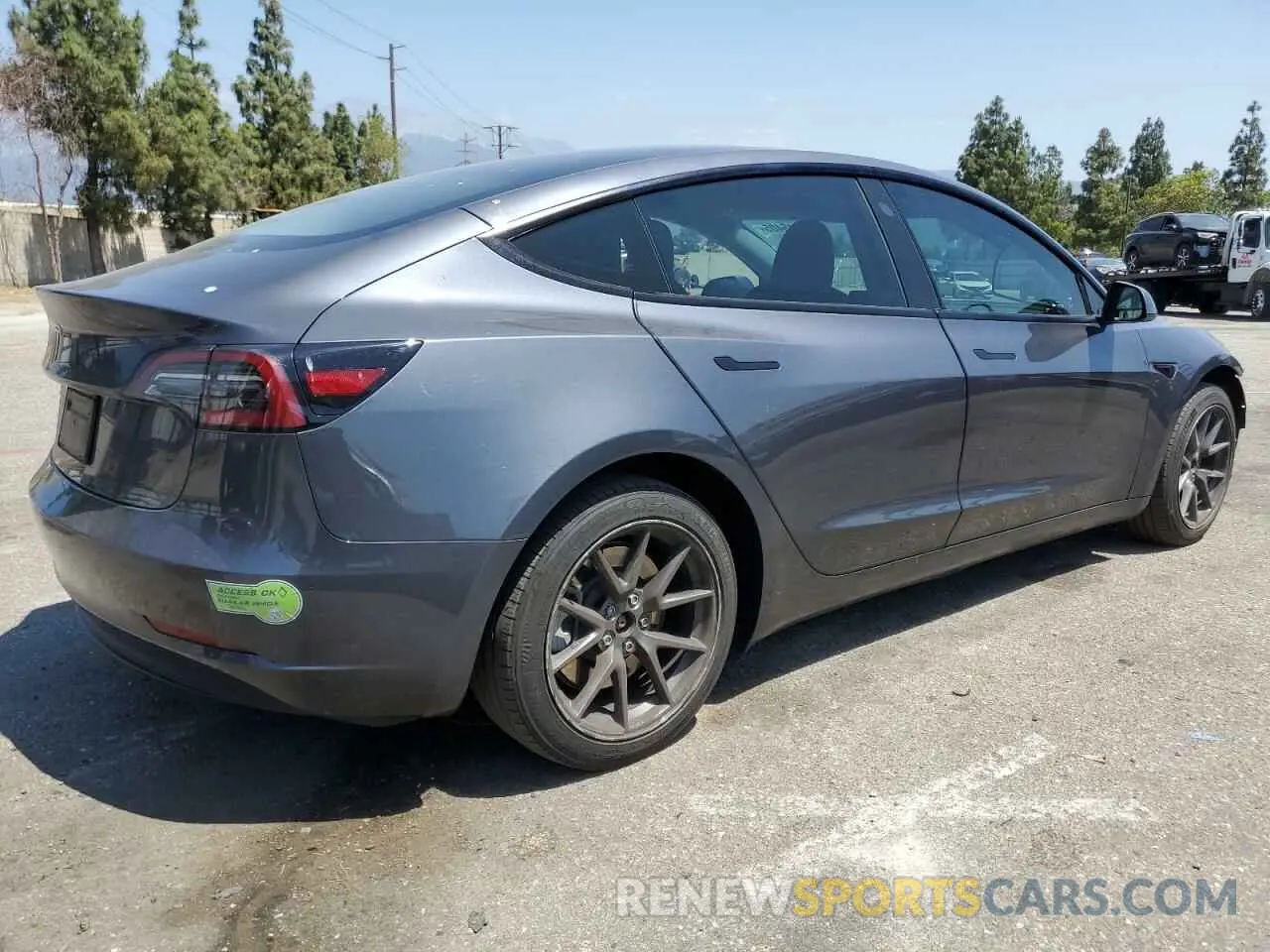 3 fotografías del automóvil dañado 5YJ3E1EA4PF615975 TESLA MODEL 3 2023