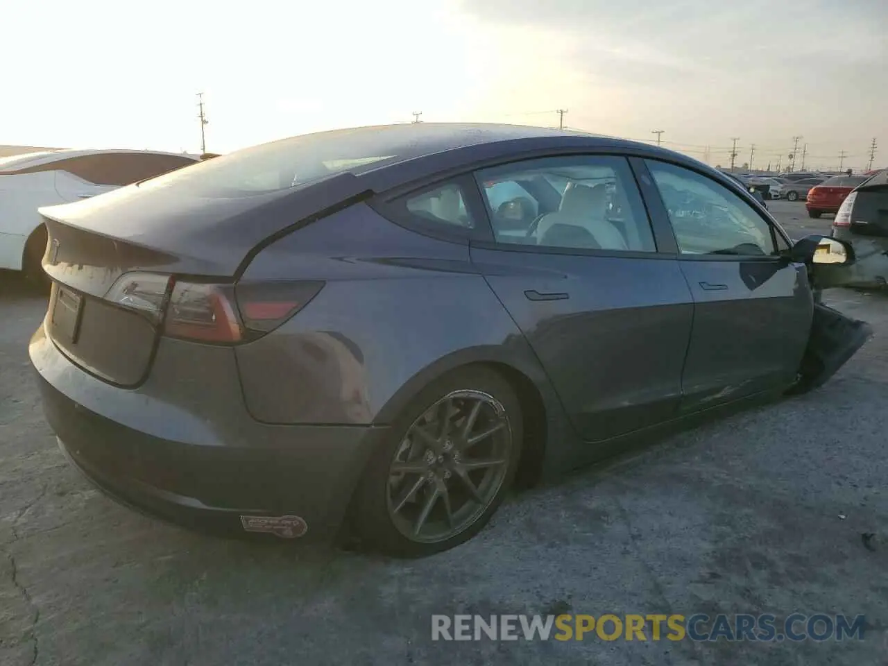 3 fotografías del automóvil dañado 5YJ3E1EA4PF645042 TESLA MODEL 3 2023