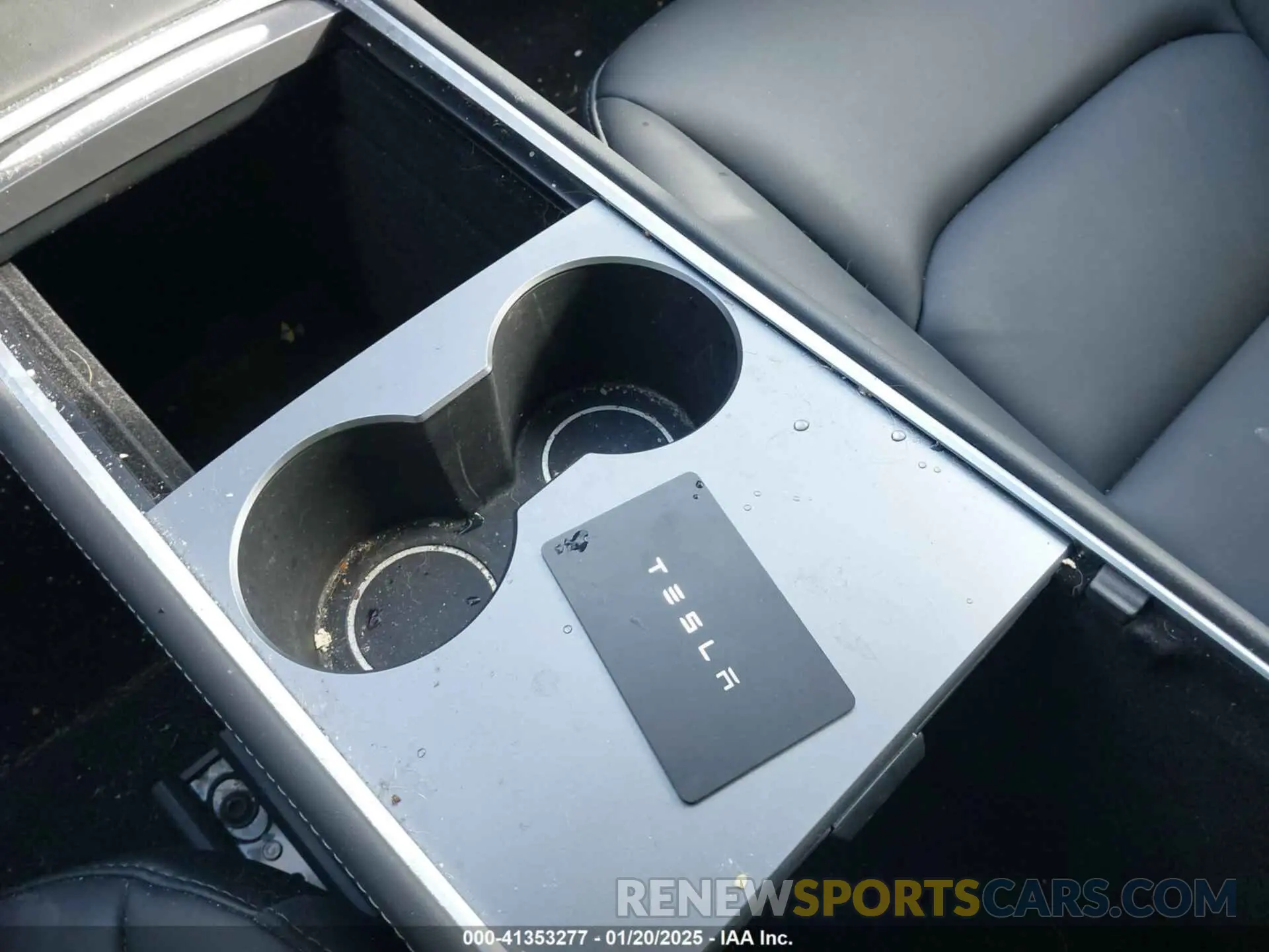 11 fotografías del automóvil dañado 5YJ3E1EA4PF668742 TESLA MODEL 3 2023