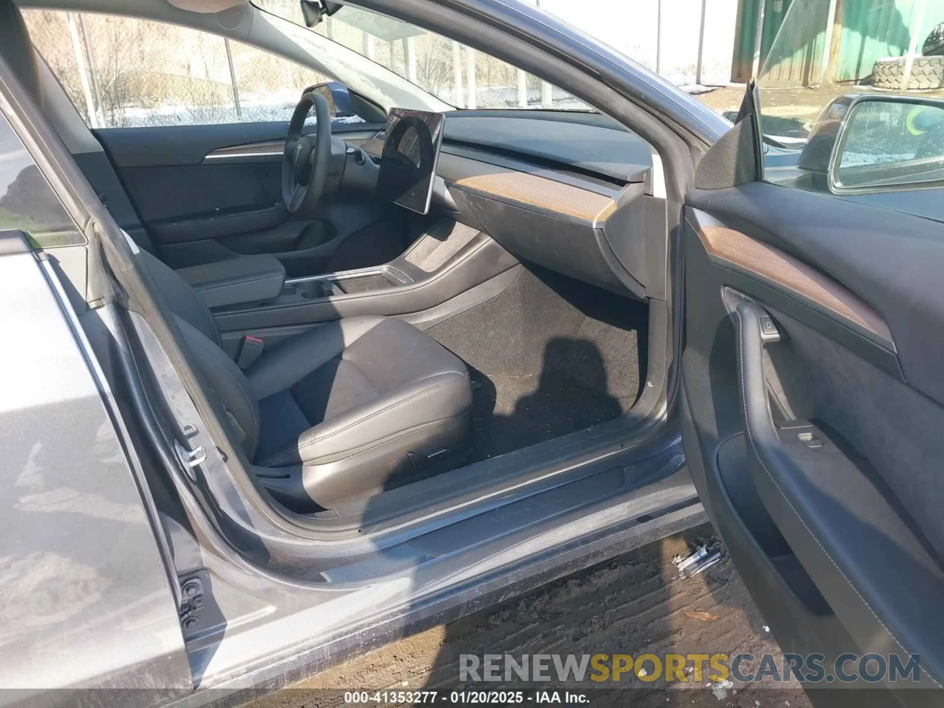 5 fotografías del automóvil dañado 5YJ3E1EA4PF668742 TESLA MODEL 3 2023