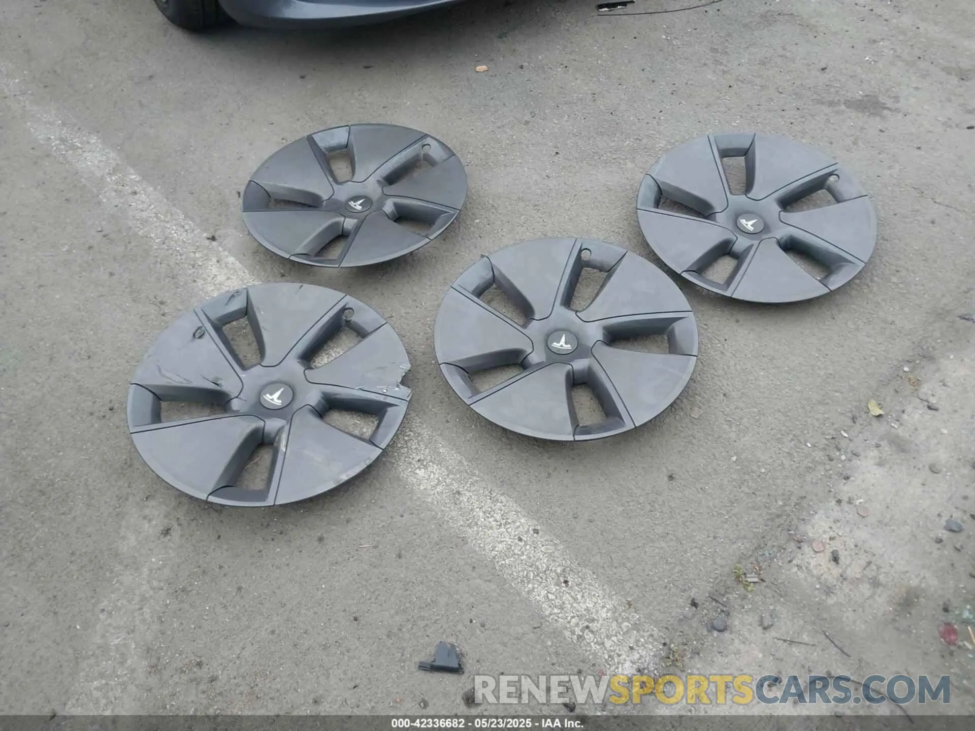 11 fotografías del automóvil dañado 5YJ3E1EA4PF705949 TESLA MODEL 3 2023