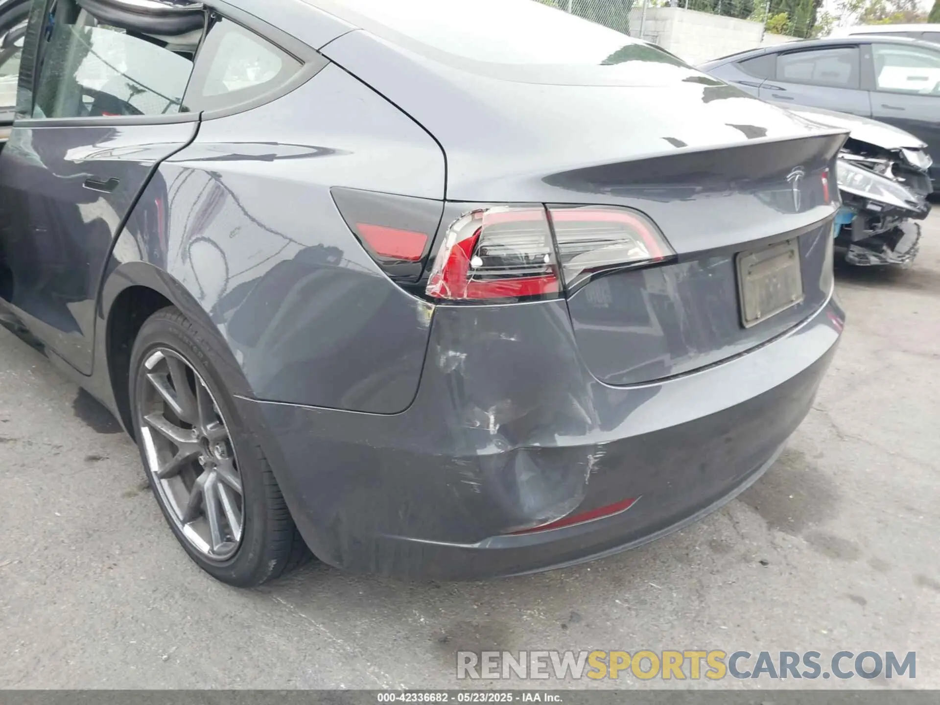 19 fotografías del automóvil dañado 5YJ3E1EA4PF705949 TESLA MODEL 3 2023
