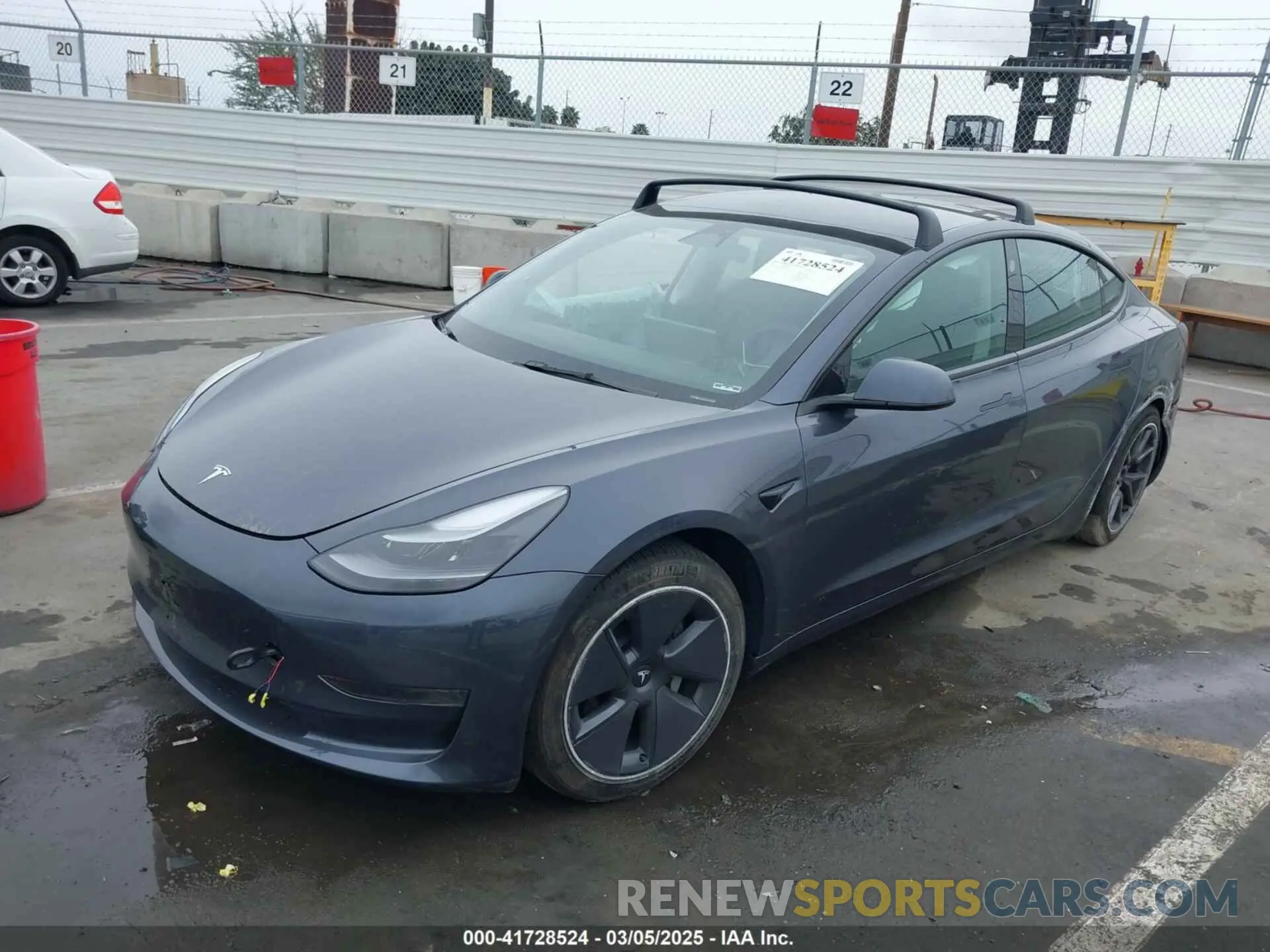 2 fotografías del automóvil dañado 5YJ3E1EA5PF400492 TESLA MODEL 3 2023