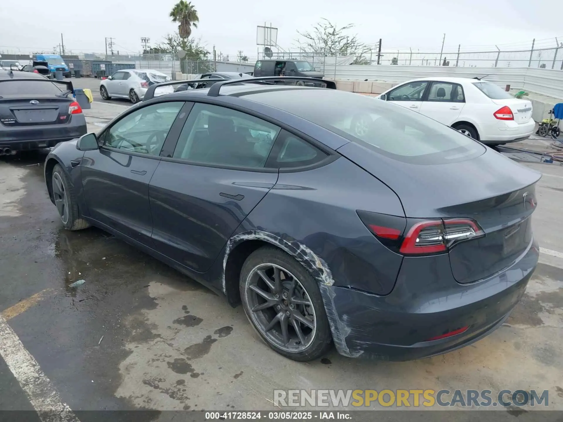 3 fotografías del automóvil dañado 5YJ3E1EA5PF400492 TESLA MODEL 3 2023