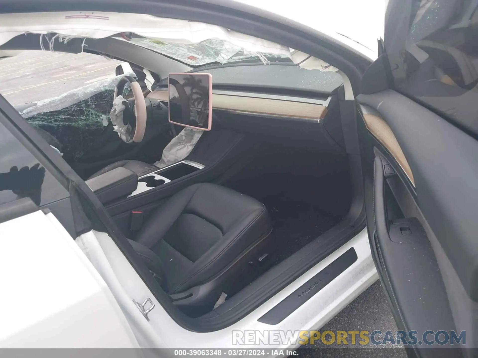 5 fotografías del automóvil dañado 5YJ3E1EA5PF411136 TESLA MODEL 3 2023
