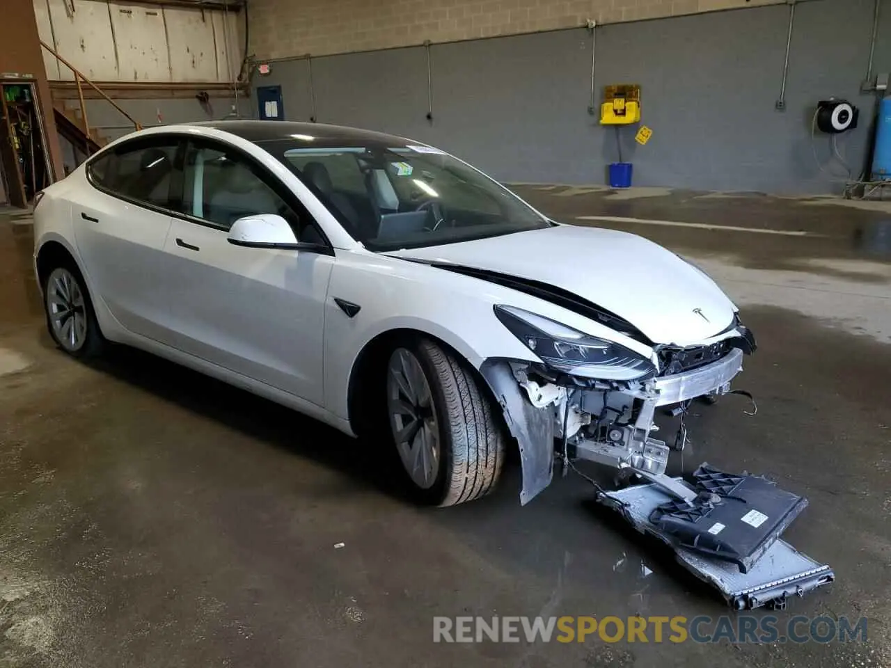 4 fotografías del automóvil dañado 5YJ3E1EA5PF448705 TESLA MODEL 3 2023
