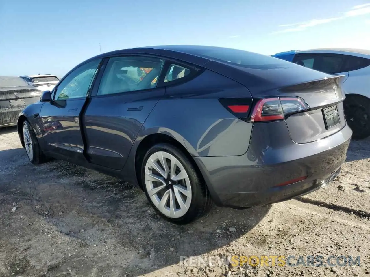 2 fotografías del automóvil dañado 5YJ3E1EA5PF449367 TESLA MODEL 3 2023