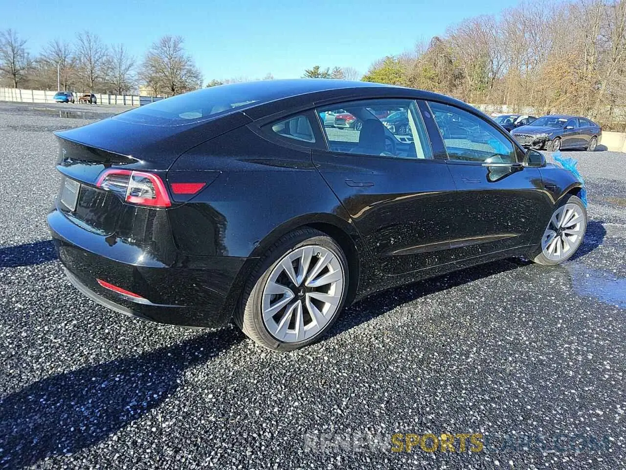 3 fotografías del automóvil dañado 5YJ3E1EA5PF452074 TESLA MODEL 3 2023