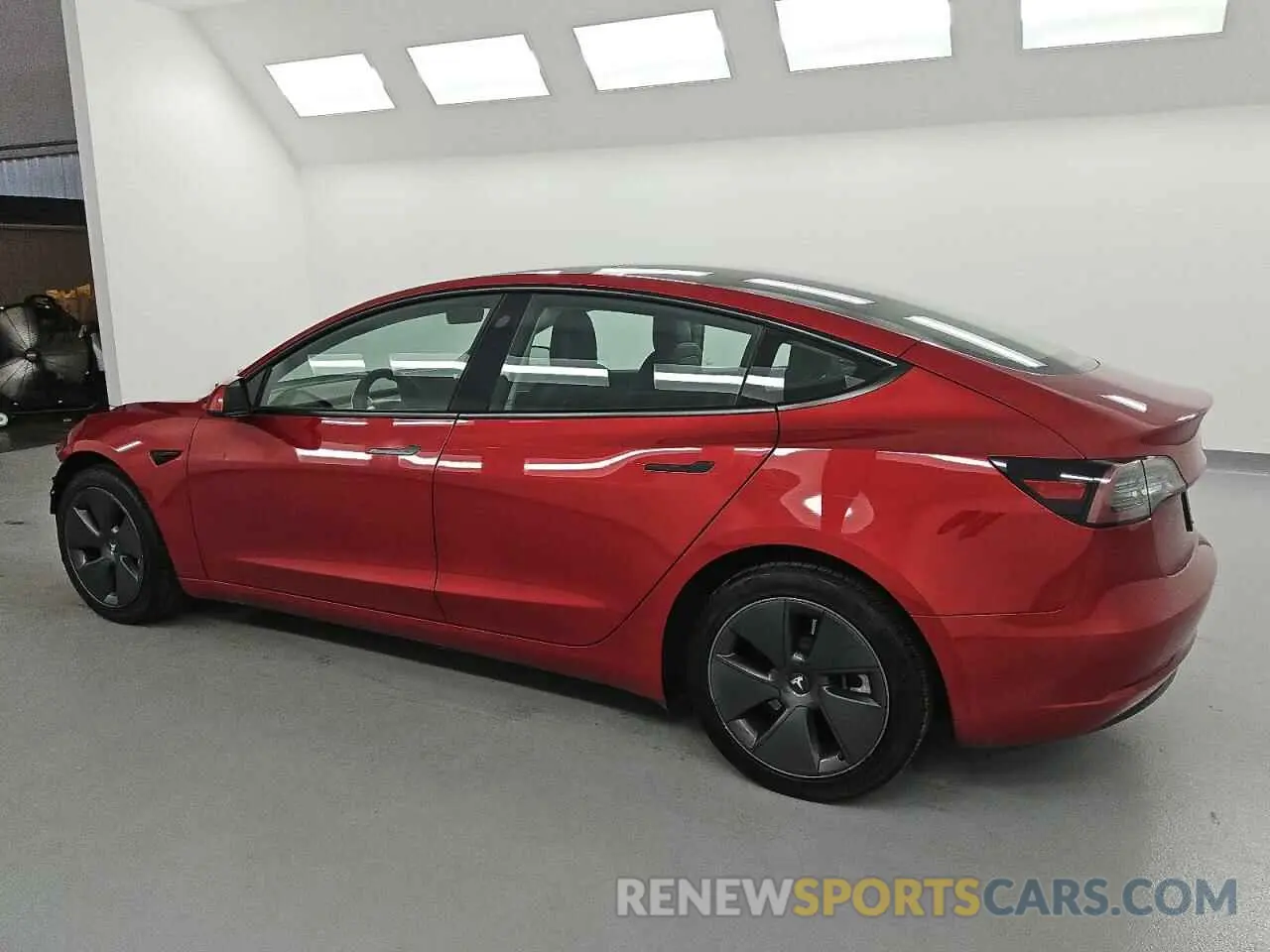 2 fotografías del automóvil dañado 5YJ3E1EA5PF453662 TESLA MODEL 3 2023