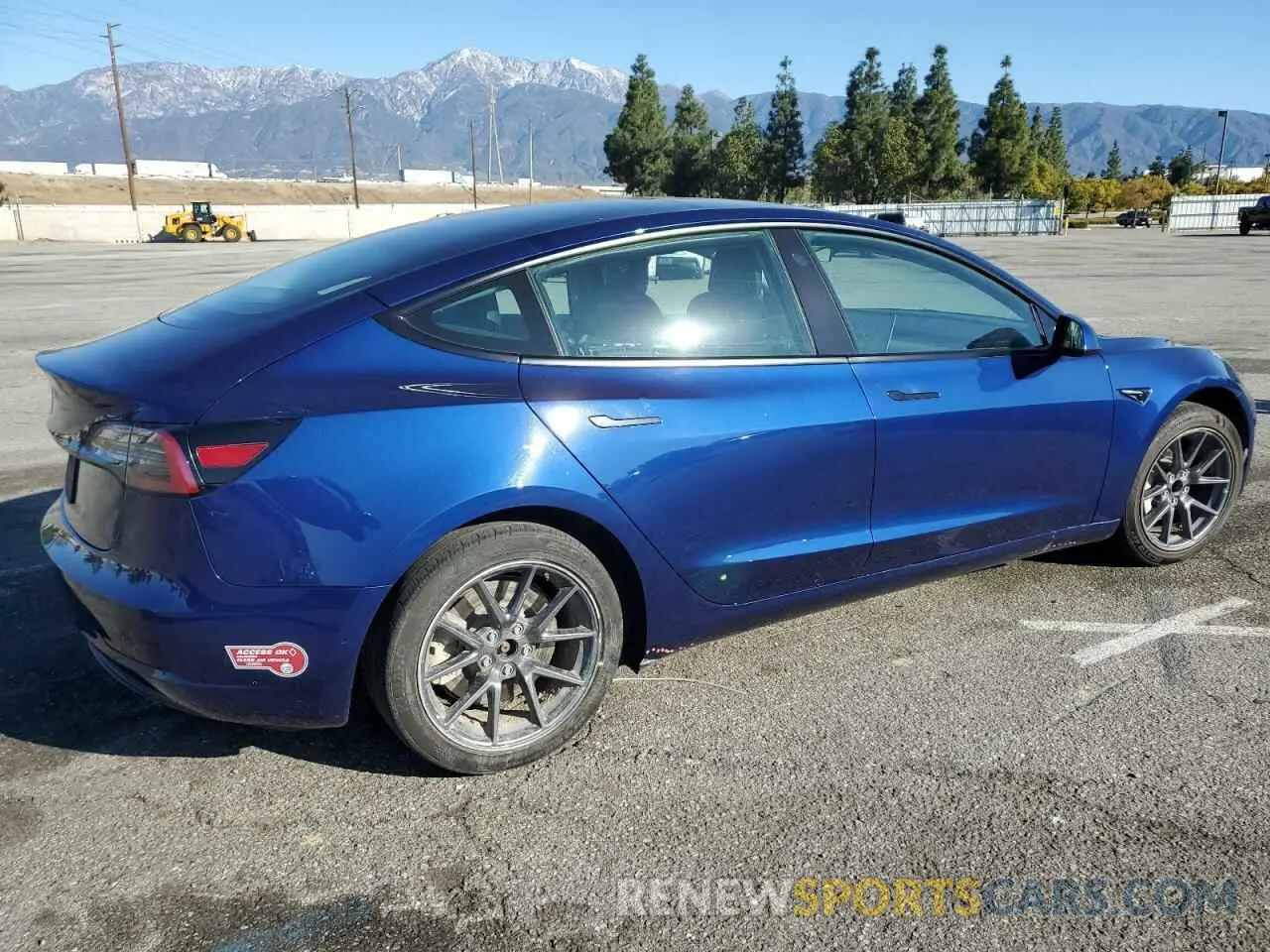 3 fotografías del automóvil dañado 5YJ3E1EA5PF457937 TESLA MODEL 3 2023