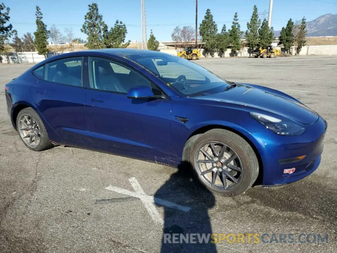 4 fotografías del automóvil dañado 5YJ3E1EA5PF457937 TESLA MODEL 3 2023