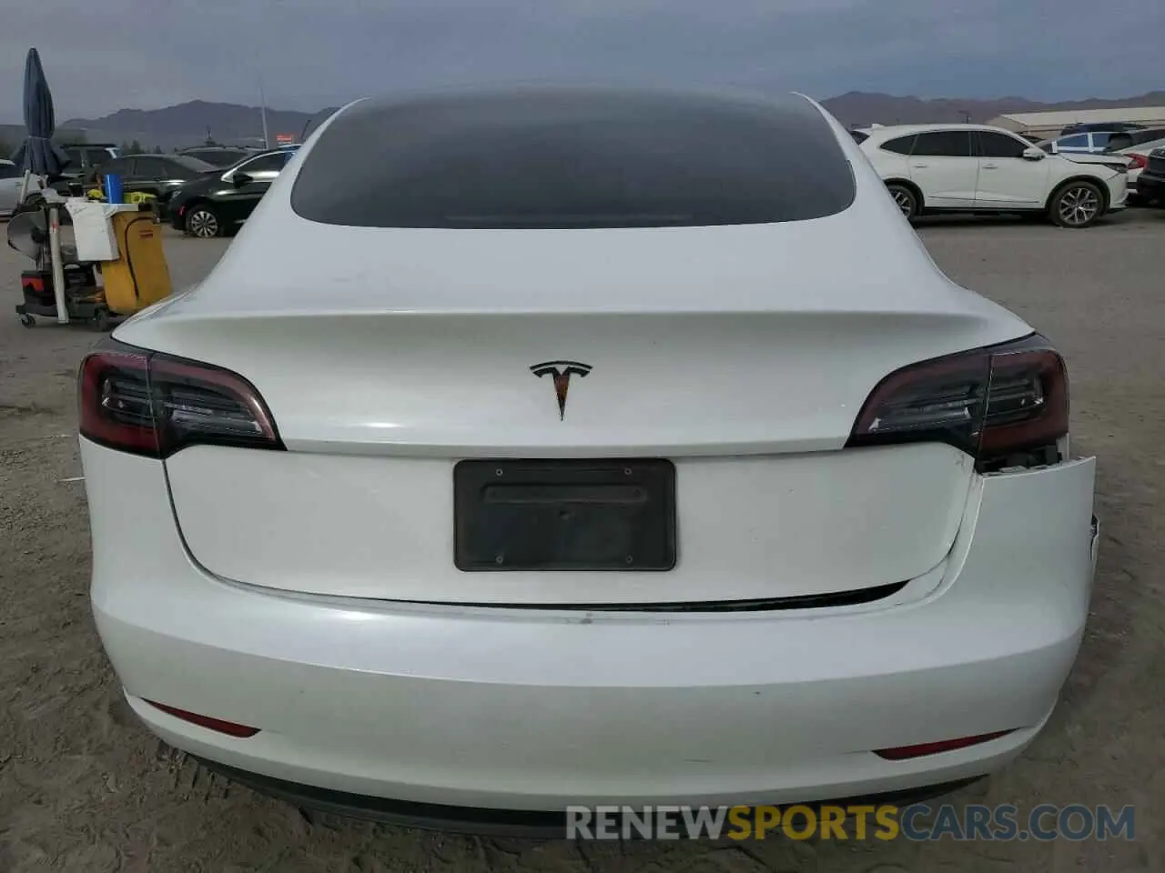 6 fotografías del automóvil dañado 5YJ3E1EA5PF488895 TESLA MODEL 3 2023