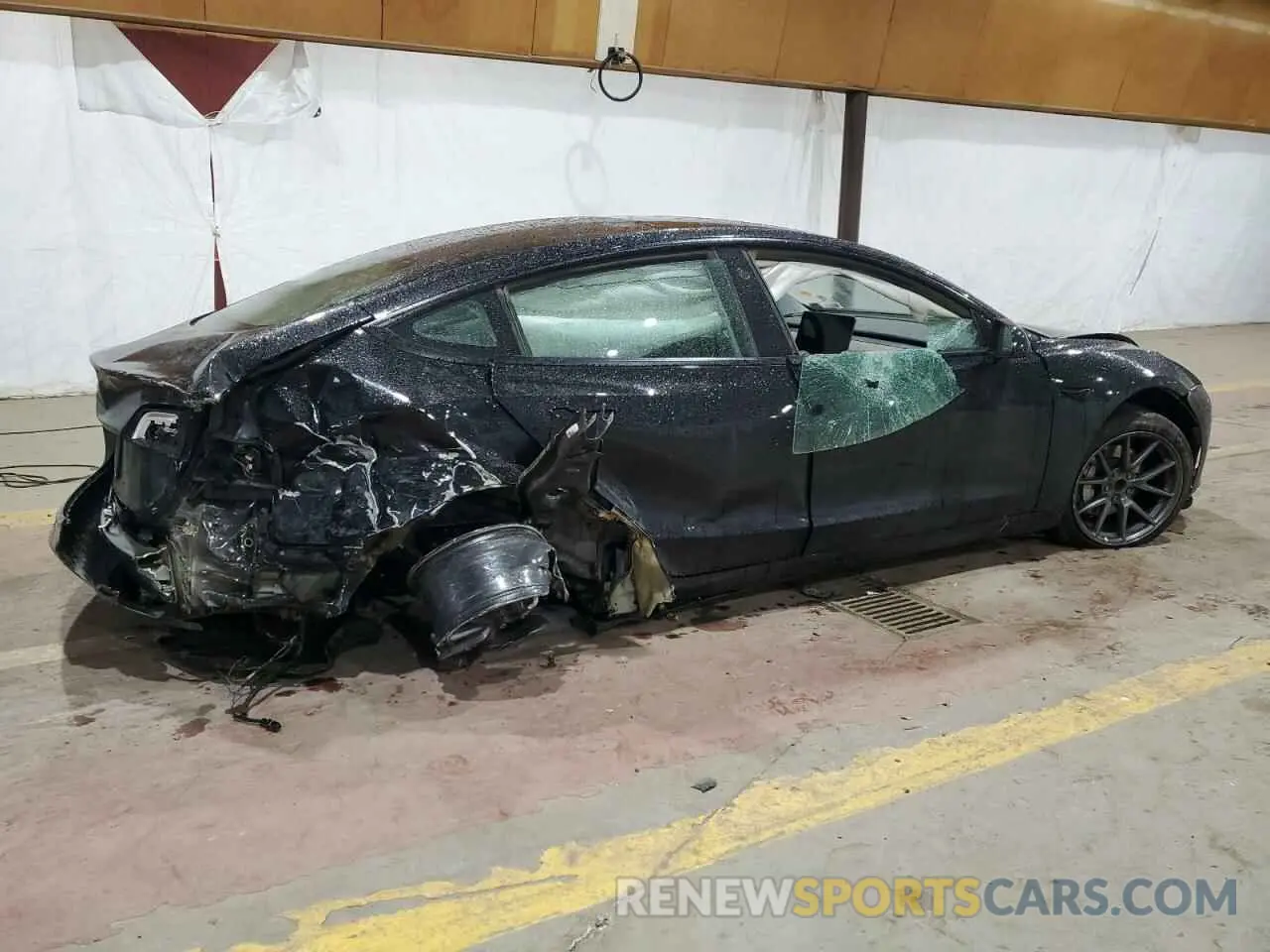 3 fotografías del automóvil dañado 5YJ3E1EA5PF500673 TESLA MODEL 3 2023