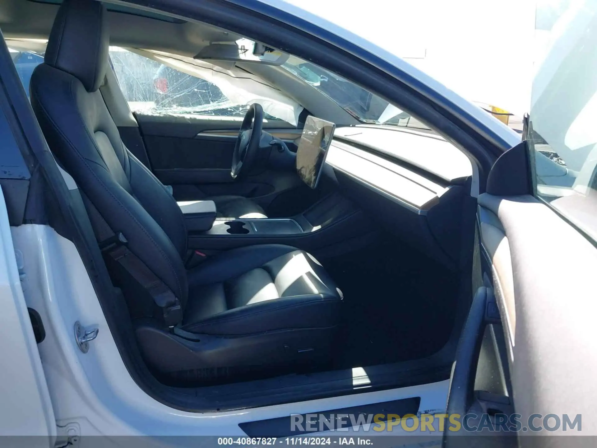5 fotografías del automóvil dañado 5YJ3E1EA5PF548027 TESLA MODEL 3 2023