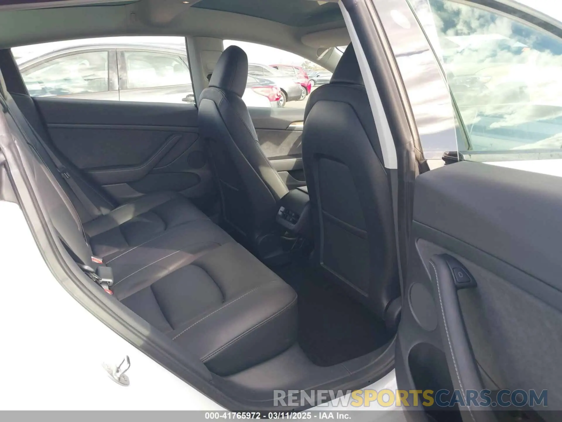 8 fotografías del automóvil dañado 5YJ3E1EA5PF554510 TESLA MODEL 3 2023