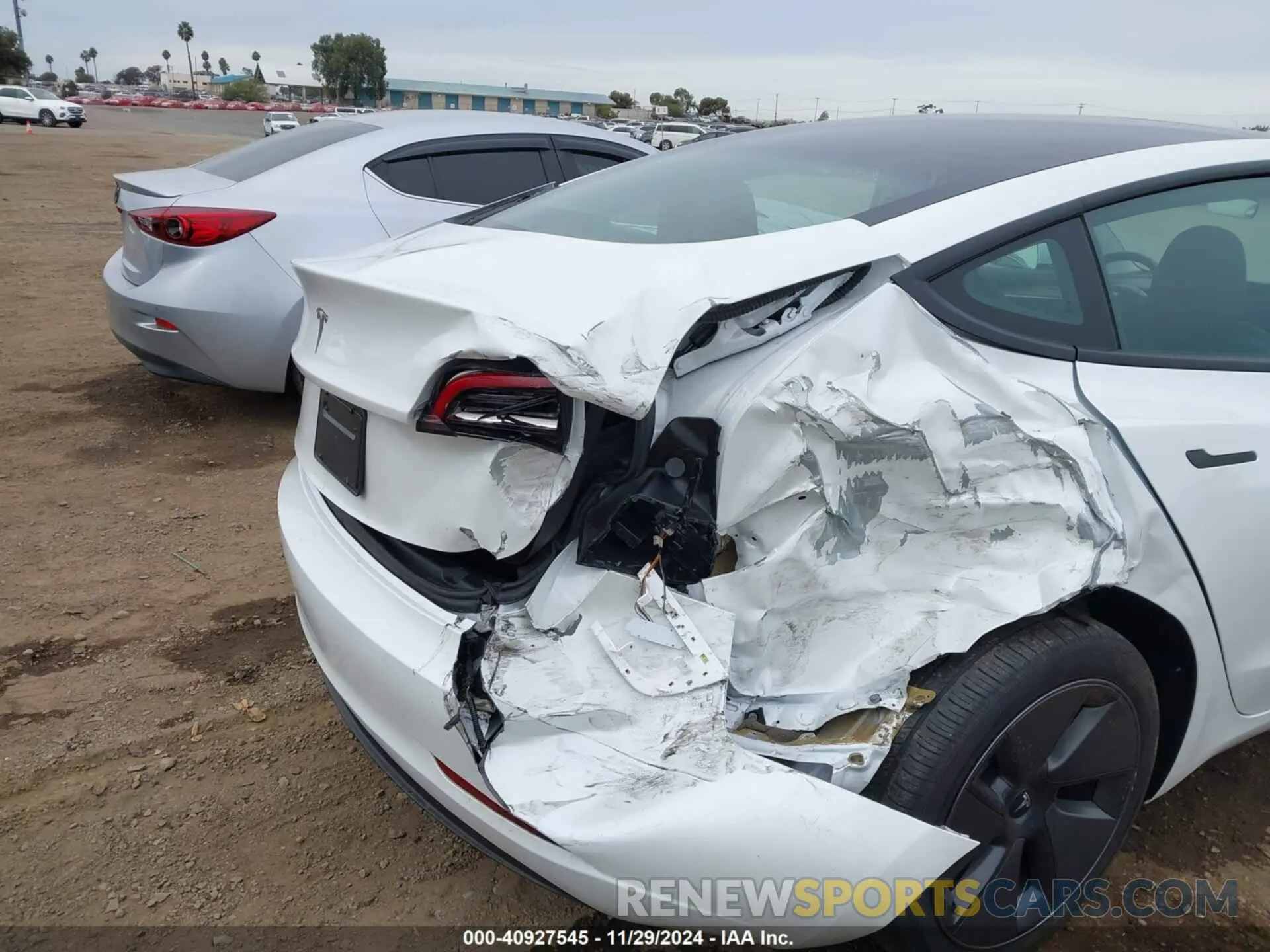 19 fotografías del automóvil dañado 5YJ3E1EA5PF574689 TESLA MODEL 3 2023
