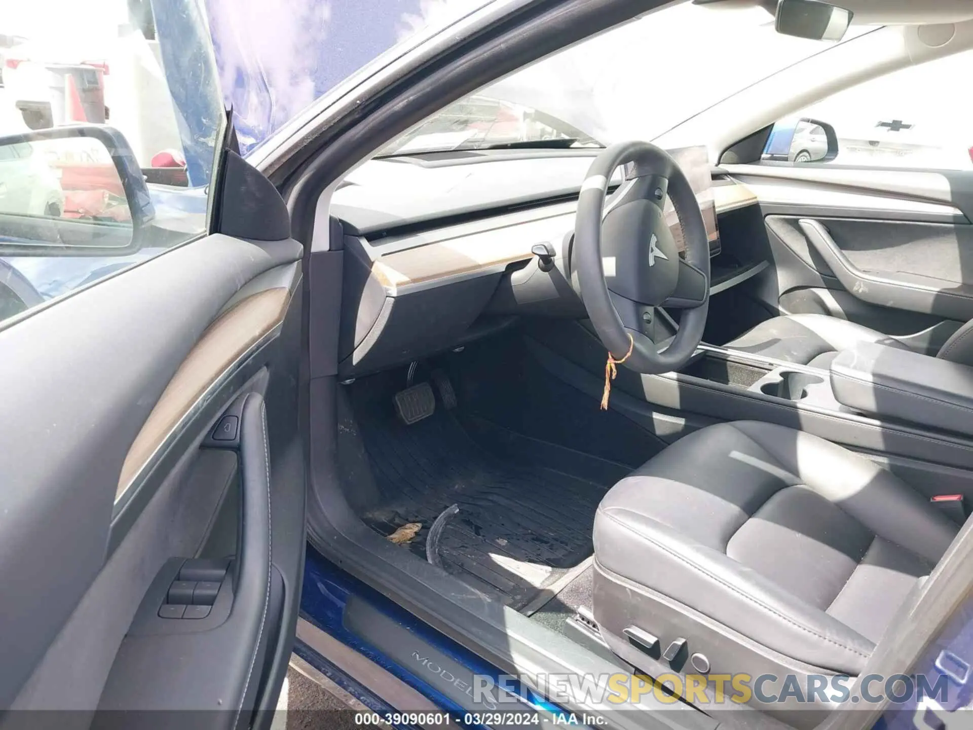 5 fotografías del automóvil dañado 5YJ3E1EA5PF593162 TESLA MODEL 3 2023