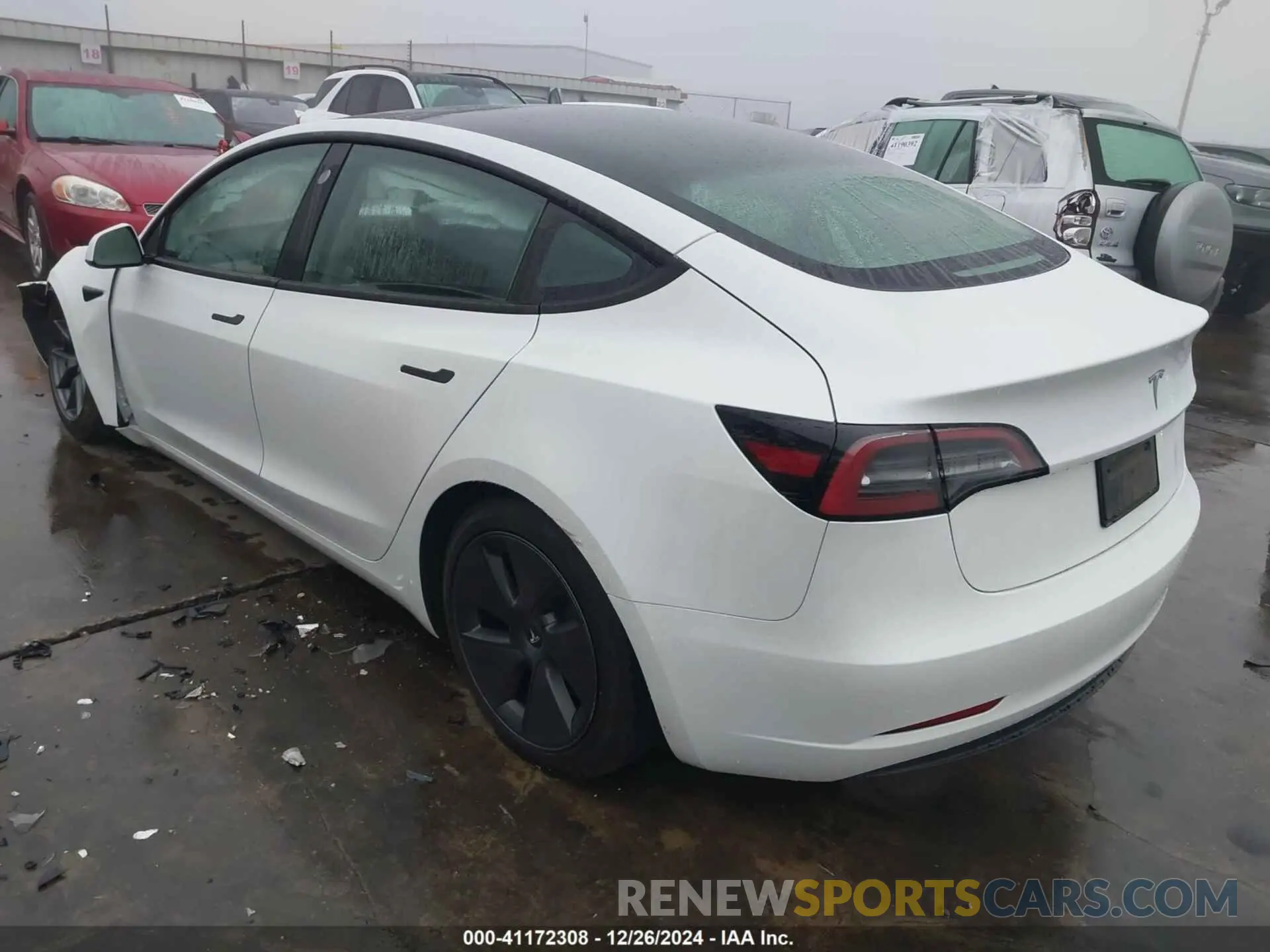 3 fotografías del automóvil dañado 5YJ3E1EA5PF605052 TESLA MODEL 3 2023