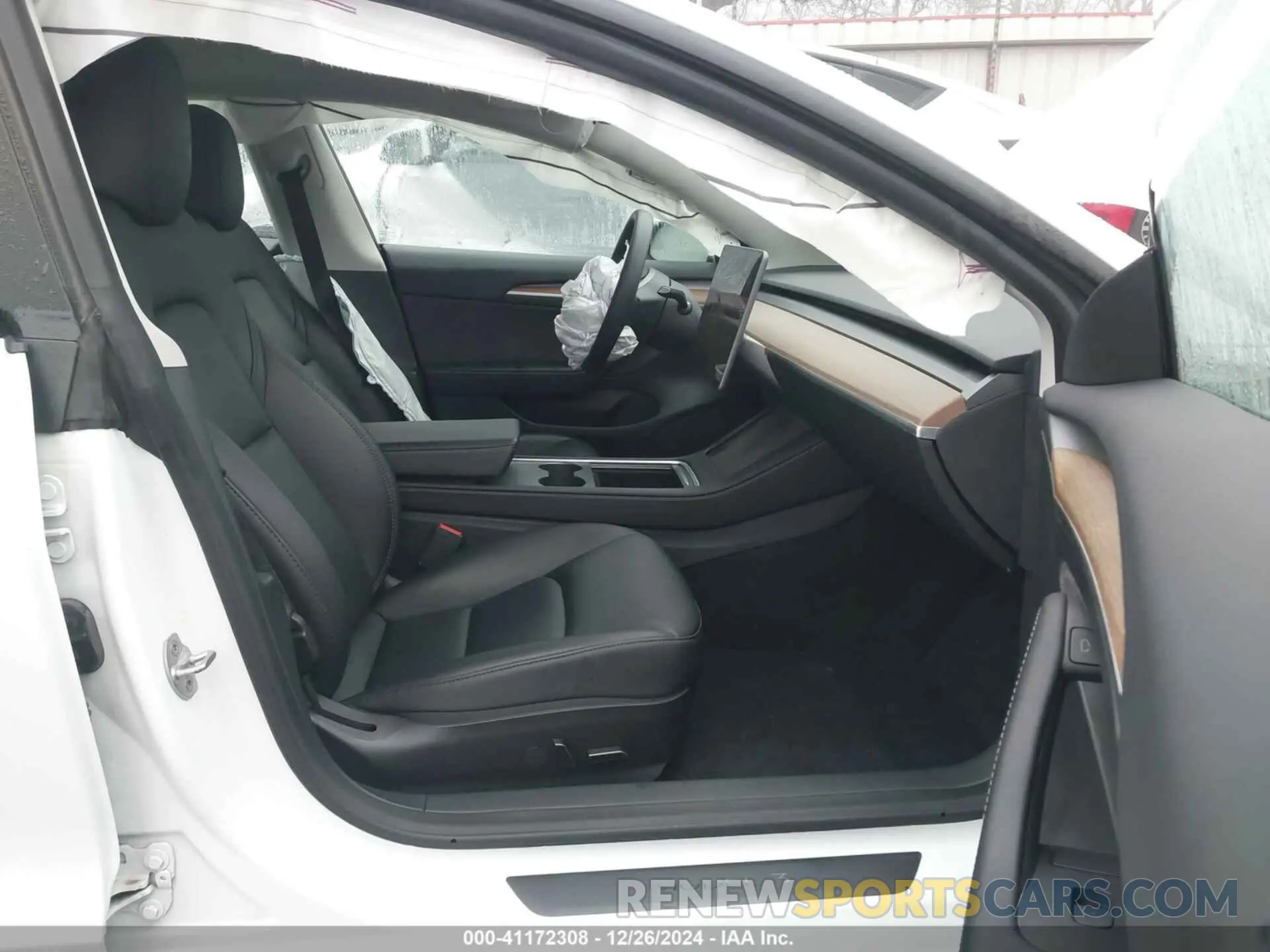 5 fotografías del automóvil dañado 5YJ3E1EA5PF605052 TESLA MODEL 3 2023