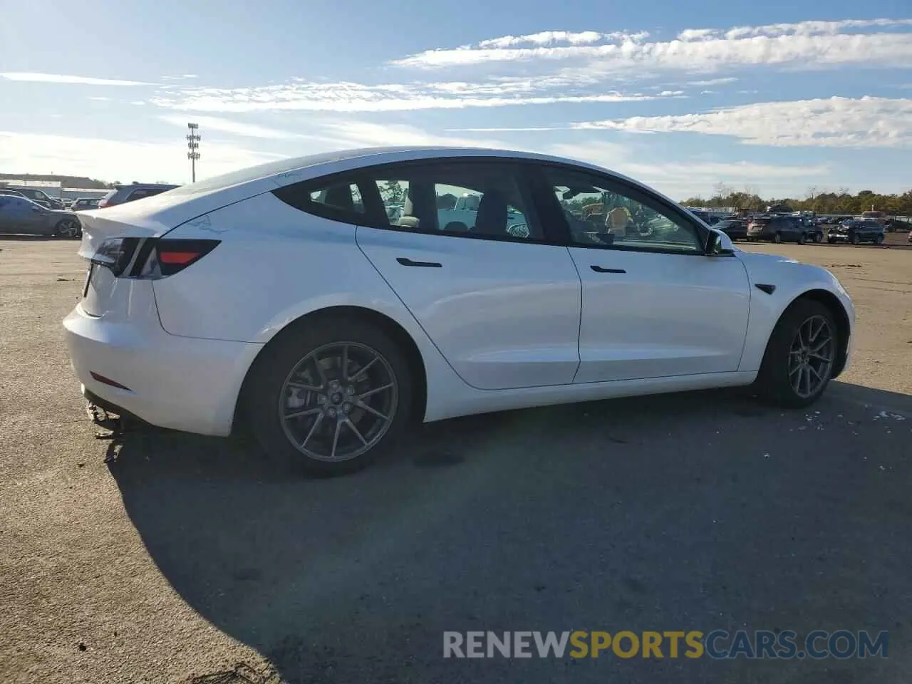 3 fotografías del automóvil dañado 5YJ3E1EA5PF638228 TESLA MODEL 3 2023