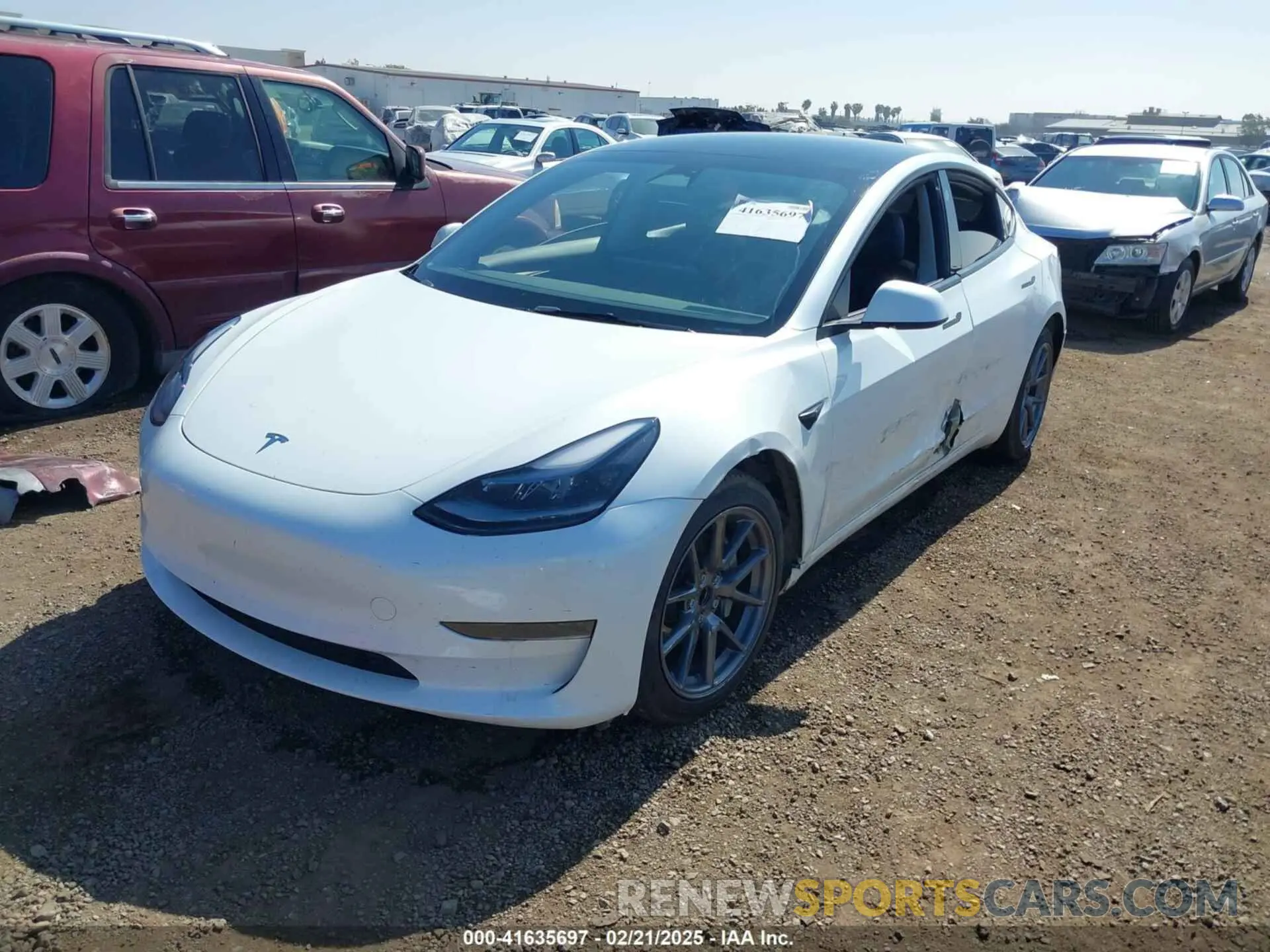 2 fotografías del automóvil dañado 5YJ3E1EA5PF638309 TESLA MODEL 3 2023