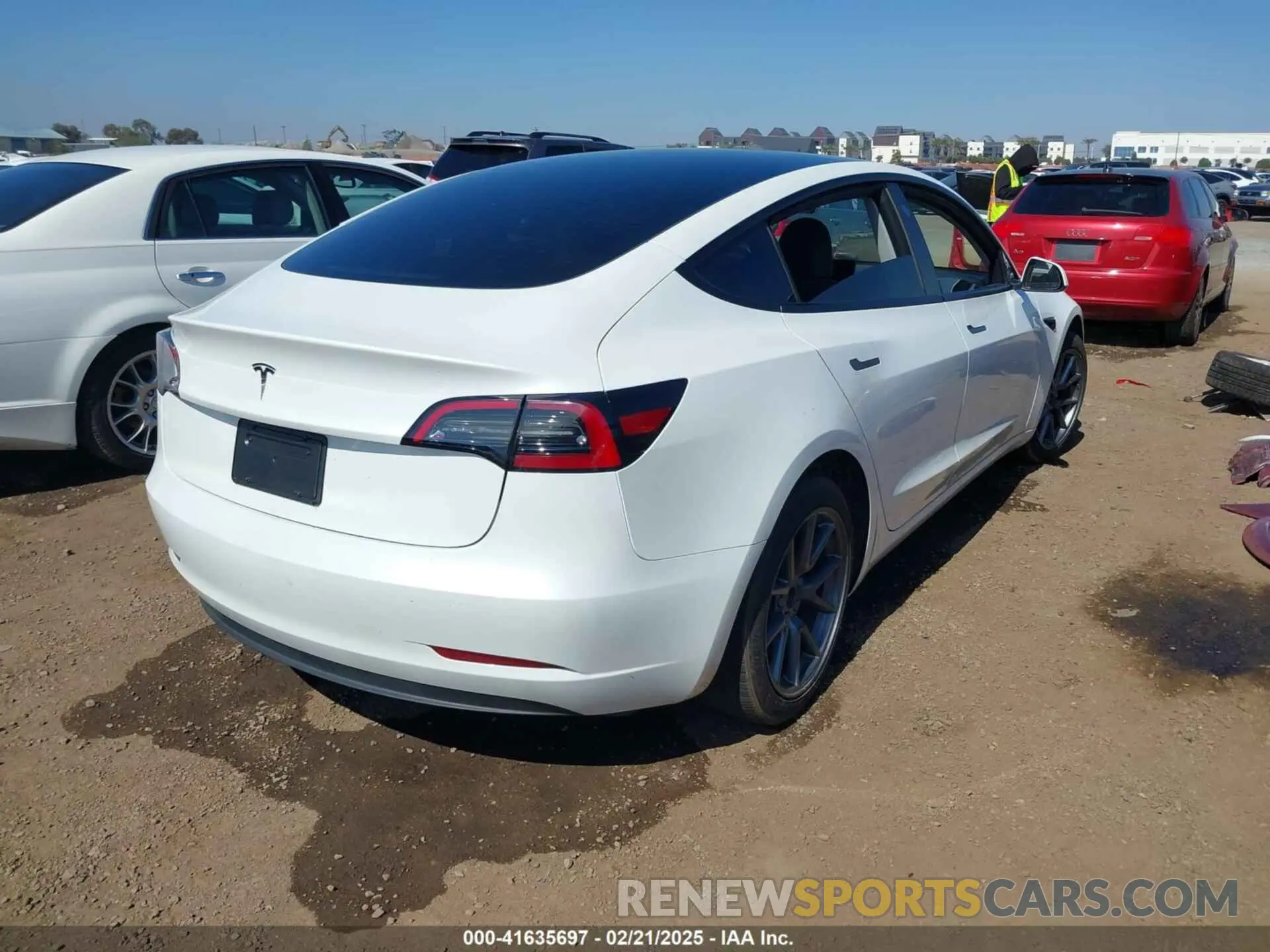 4 fotografías del automóvil dañado 5YJ3E1EA5PF638309 TESLA MODEL 3 2023