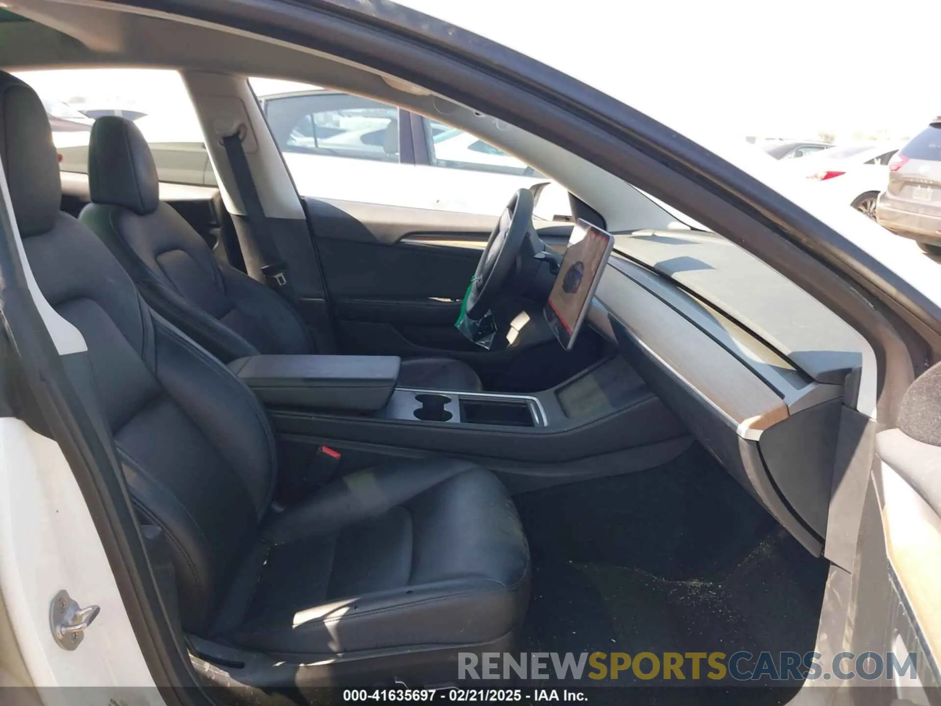 5 fotografías del automóvil dañado 5YJ3E1EA5PF638309 TESLA MODEL 3 2023