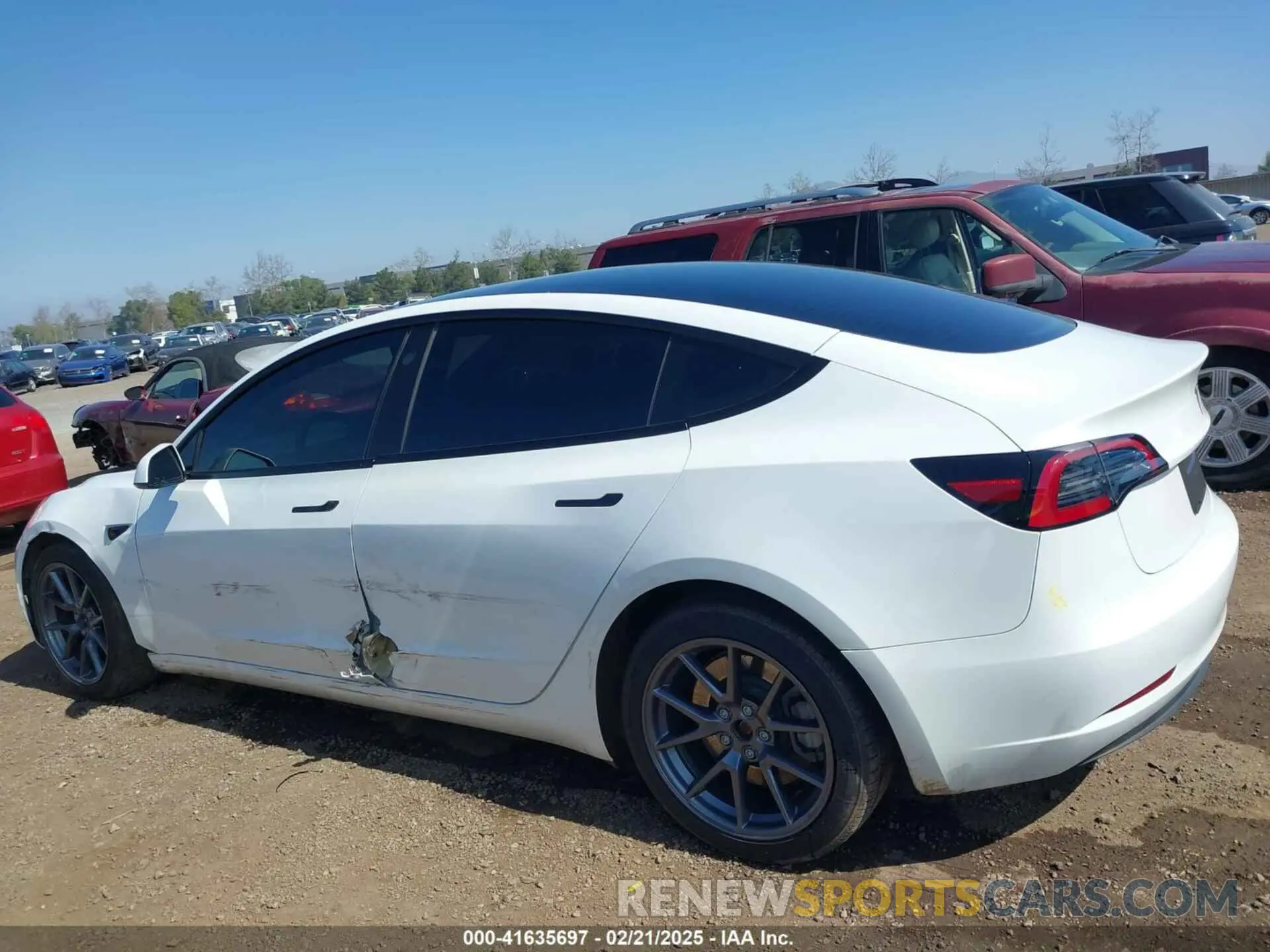 6 fotografías del automóvil dañado 5YJ3E1EA5PF638309 TESLA MODEL 3 2023