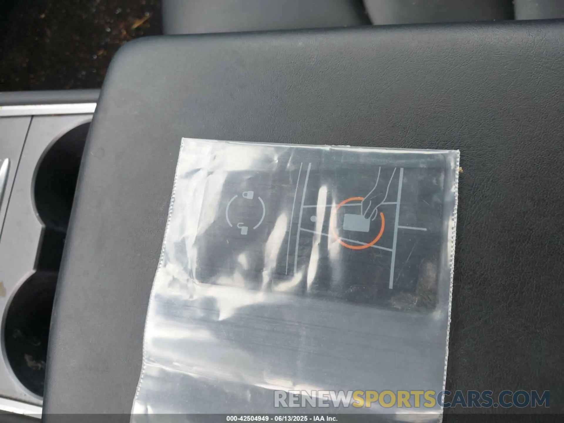 11 fotografías del automóvil dañado 5YJ3E1EA5PF663176 TESLA MODEL 3 2023