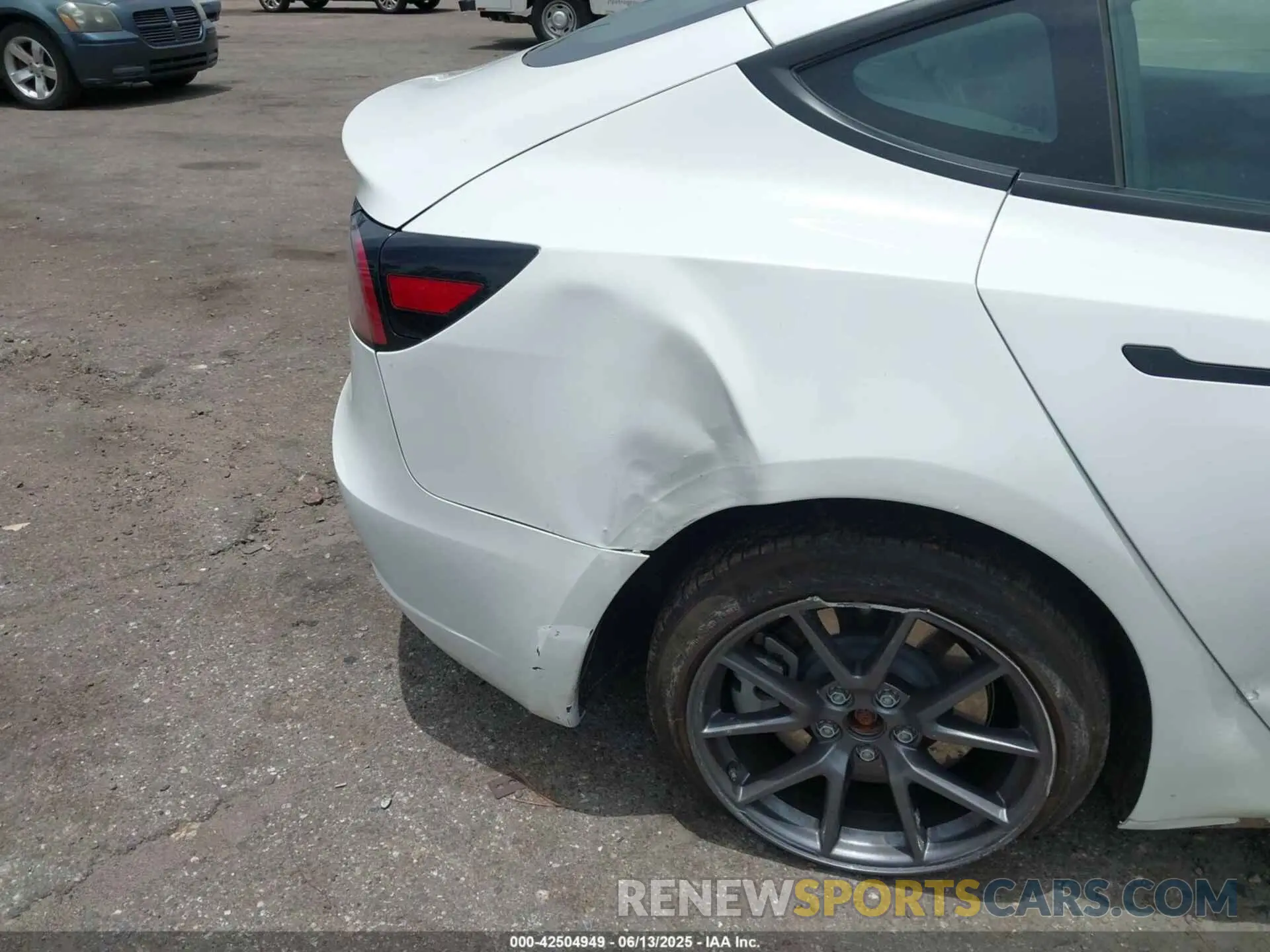 20 fotografías del automóvil dañado 5YJ3E1EA5PF663176 TESLA MODEL 3 2023