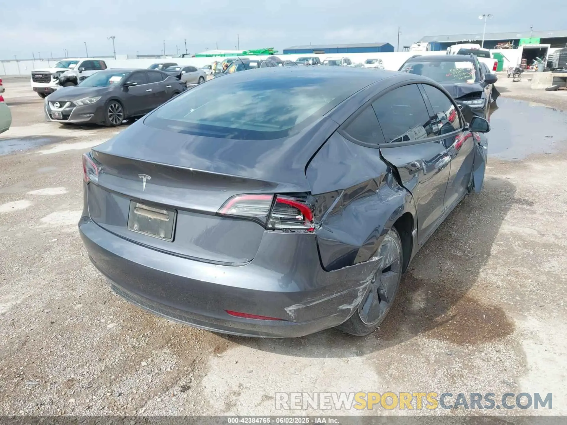 4 fotografías del automóvil dañado 5YJ3E1EA5PF676316 TESLA MODEL 3 2023