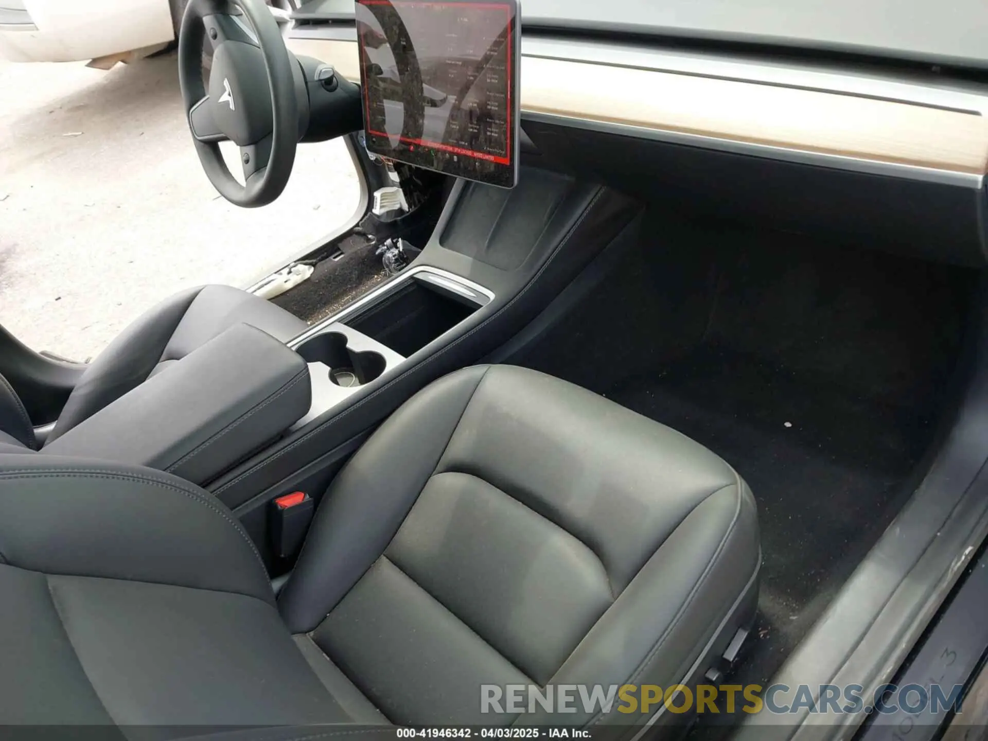 5 fotografías del automóvil dañado 5YJ3E1EA5PF677238 TESLA MODEL 3 2023