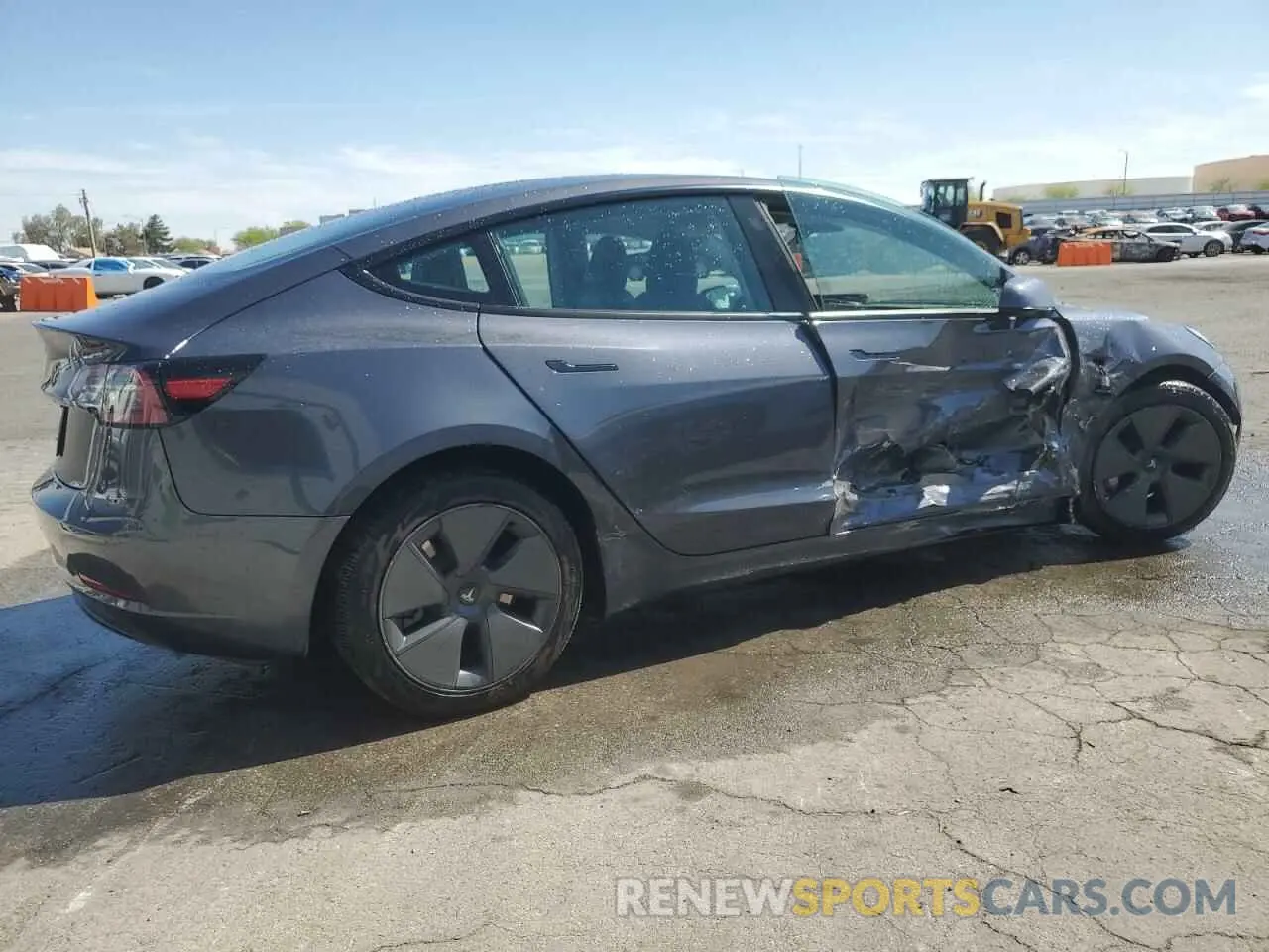 3 fotografías del automóvil dañado 5YJ3E1EA5PF683721 TESLA MODEL 3 2023