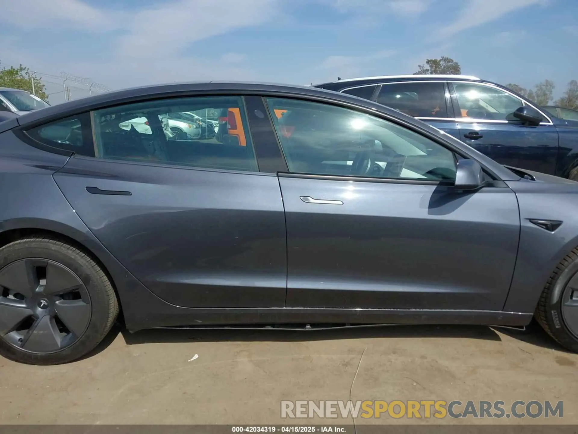 14 fotografías del automóvil dañado 5YJ3E1EA5PF700307 TESLA MODEL 3 2023