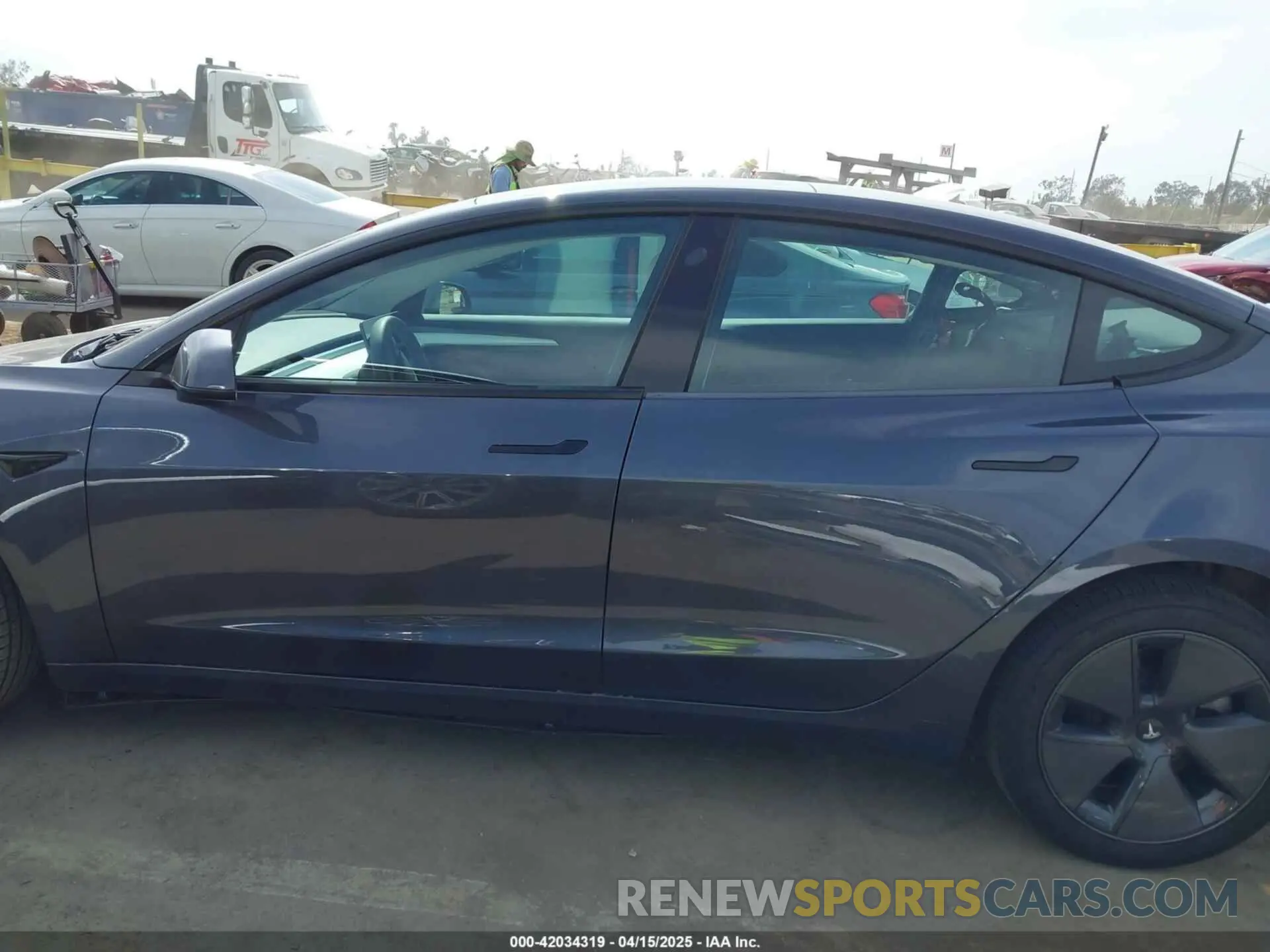 15 fotografías del automóvil dañado 5YJ3E1EA5PF700307 TESLA MODEL 3 2023