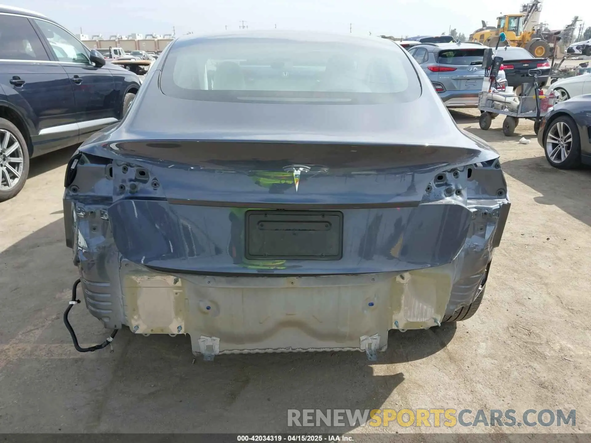 17 fotografías del automóvil dañado 5YJ3E1EA5PF700307 TESLA MODEL 3 2023