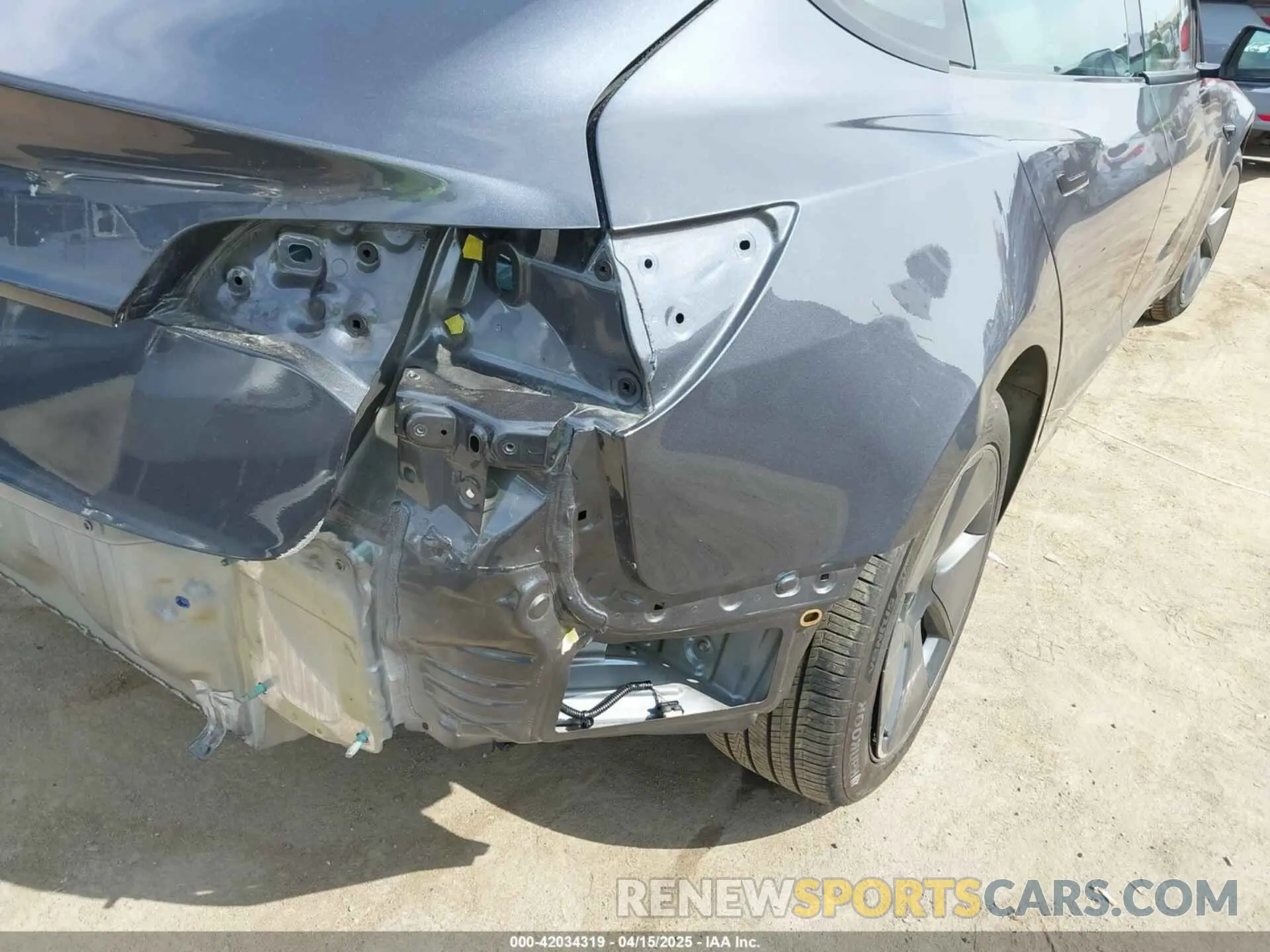 20 fotografías del automóvil dañado 5YJ3E1EA5PF700307 TESLA MODEL 3 2023