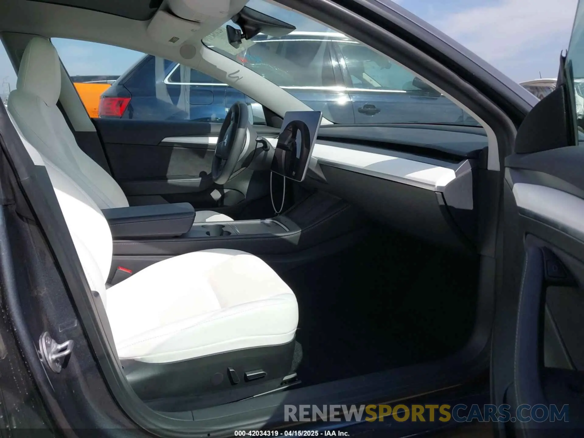 5 fotografías del automóvil dañado 5YJ3E1EA5PF700307 TESLA MODEL 3 2023