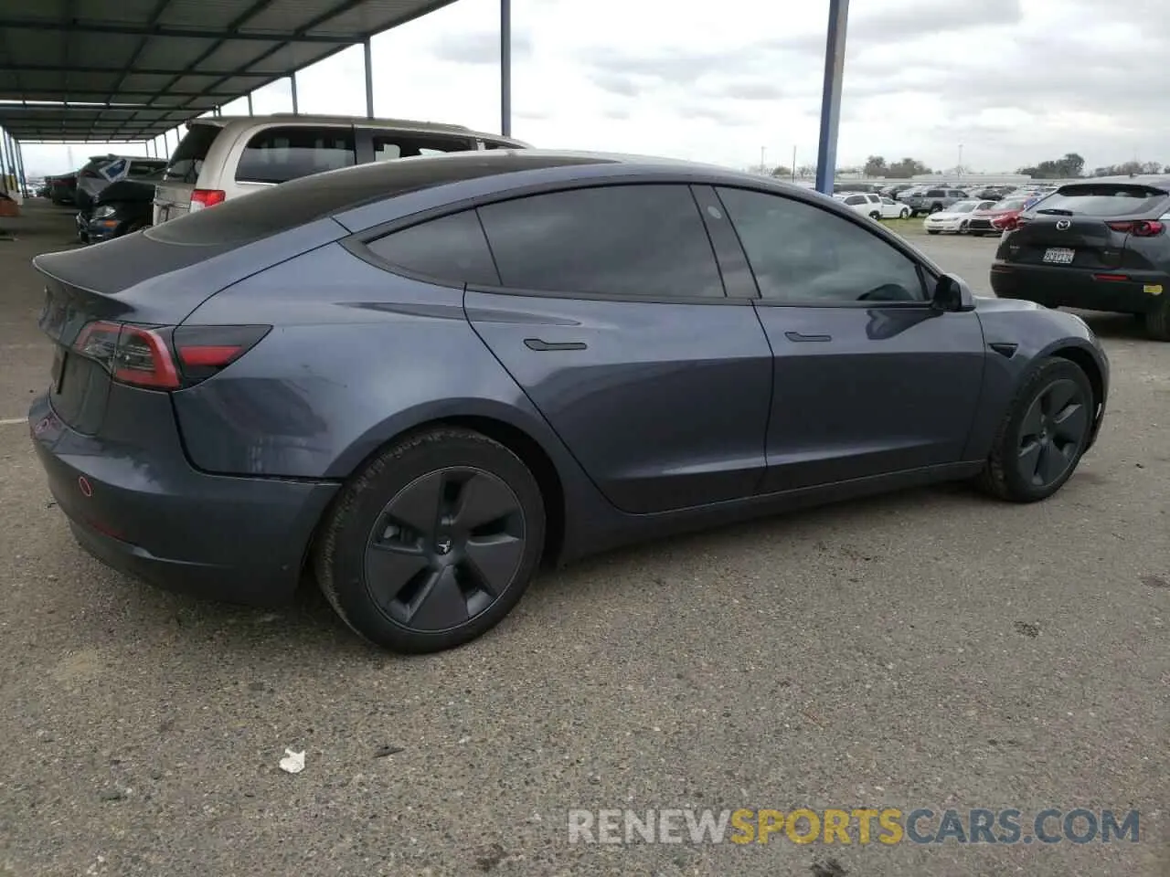 3 fotografías del automóvil dañado 5YJ3E1EA5PF705359 TESLA MODEL 3 2023