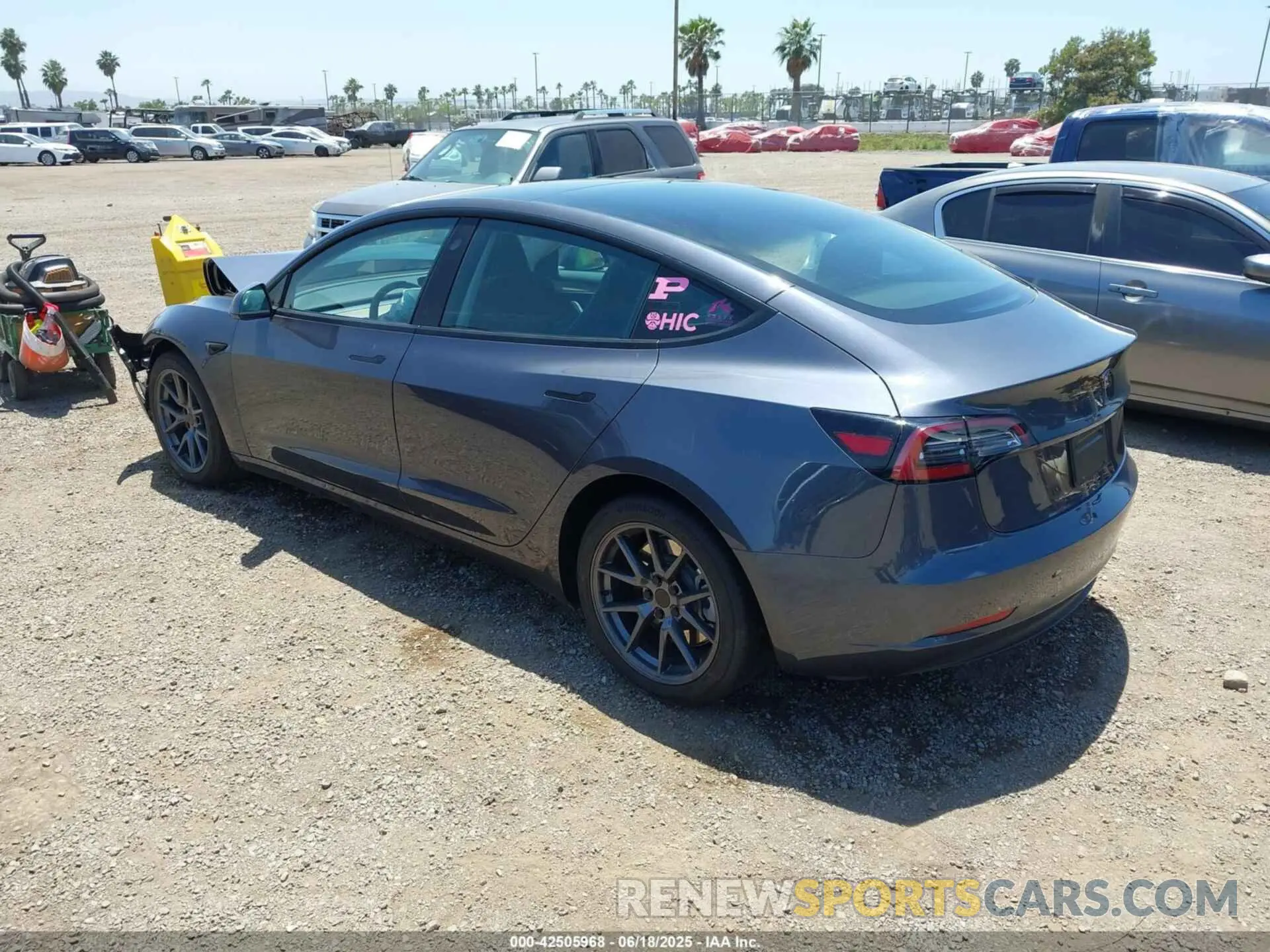 3 fotografías del automóvil dañado 5YJ3E1EA5PF709931 TESLA MODEL 3 2023