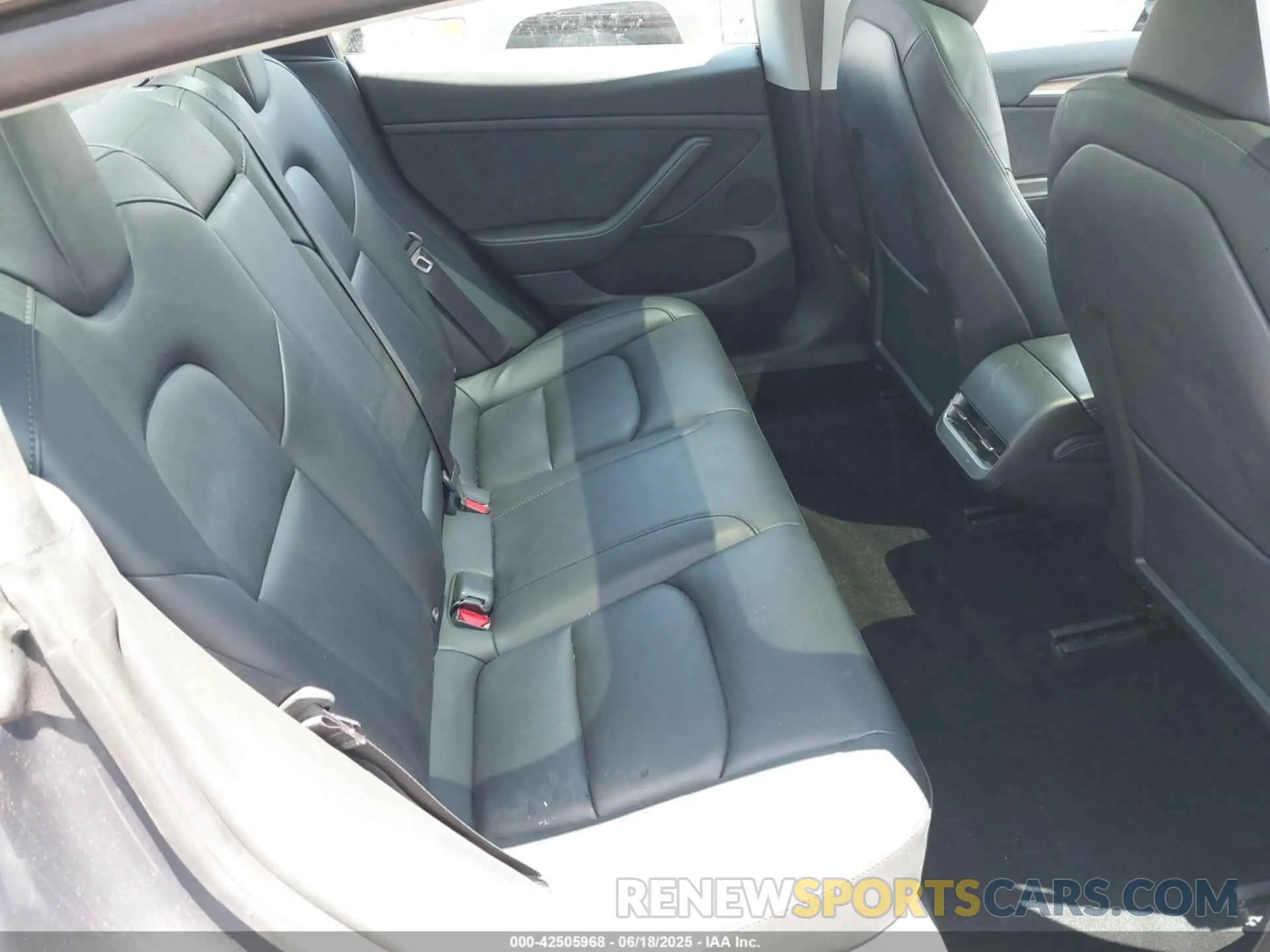 8 fotografías del automóvil dañado 5YJ3E1EA5PF709931 TESLA MODEL 3 2023