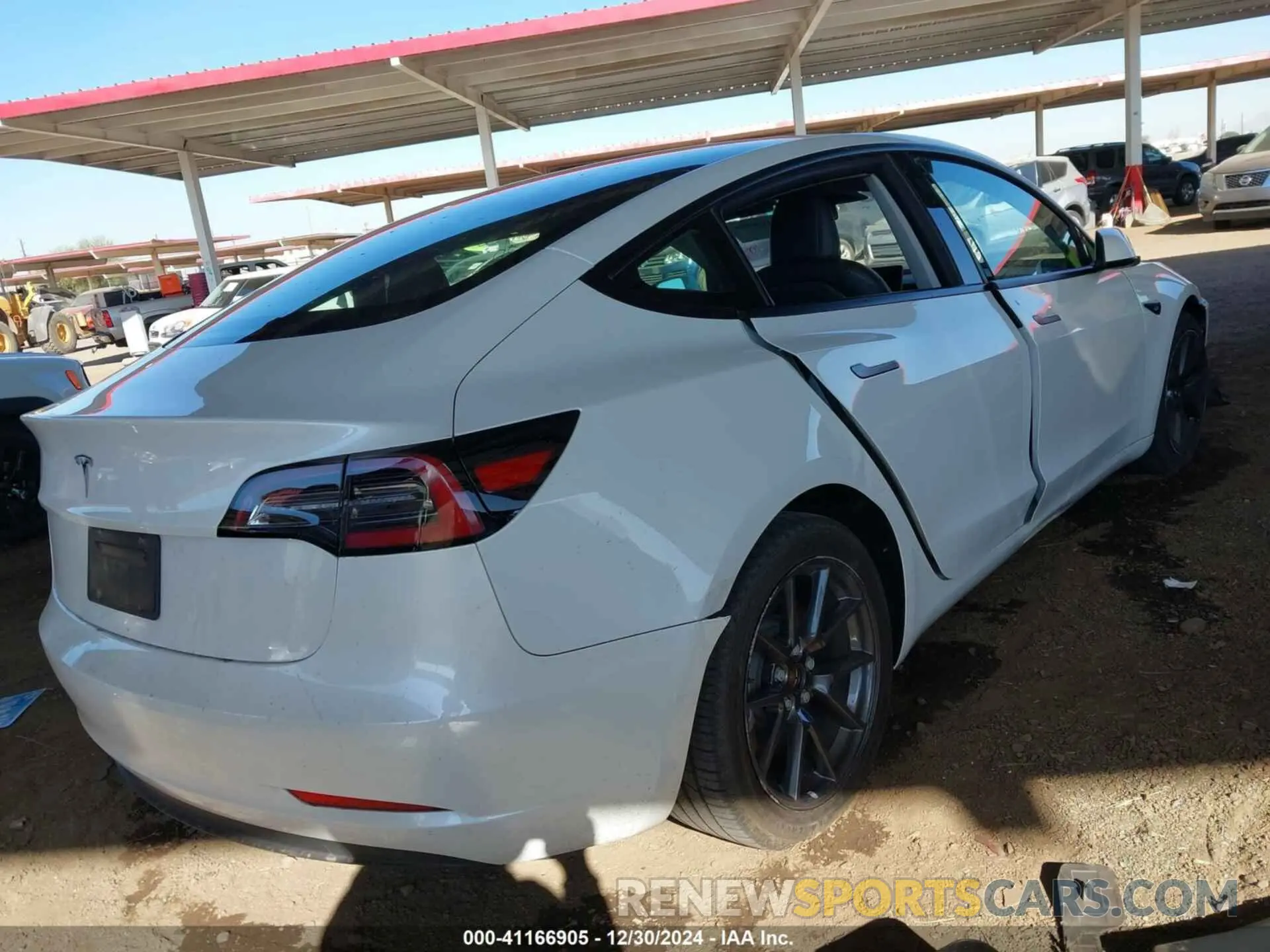 4 fotografías del automóvil dañado 5YJ3E1EA6PF420248 TESLA MODEL 3 2023